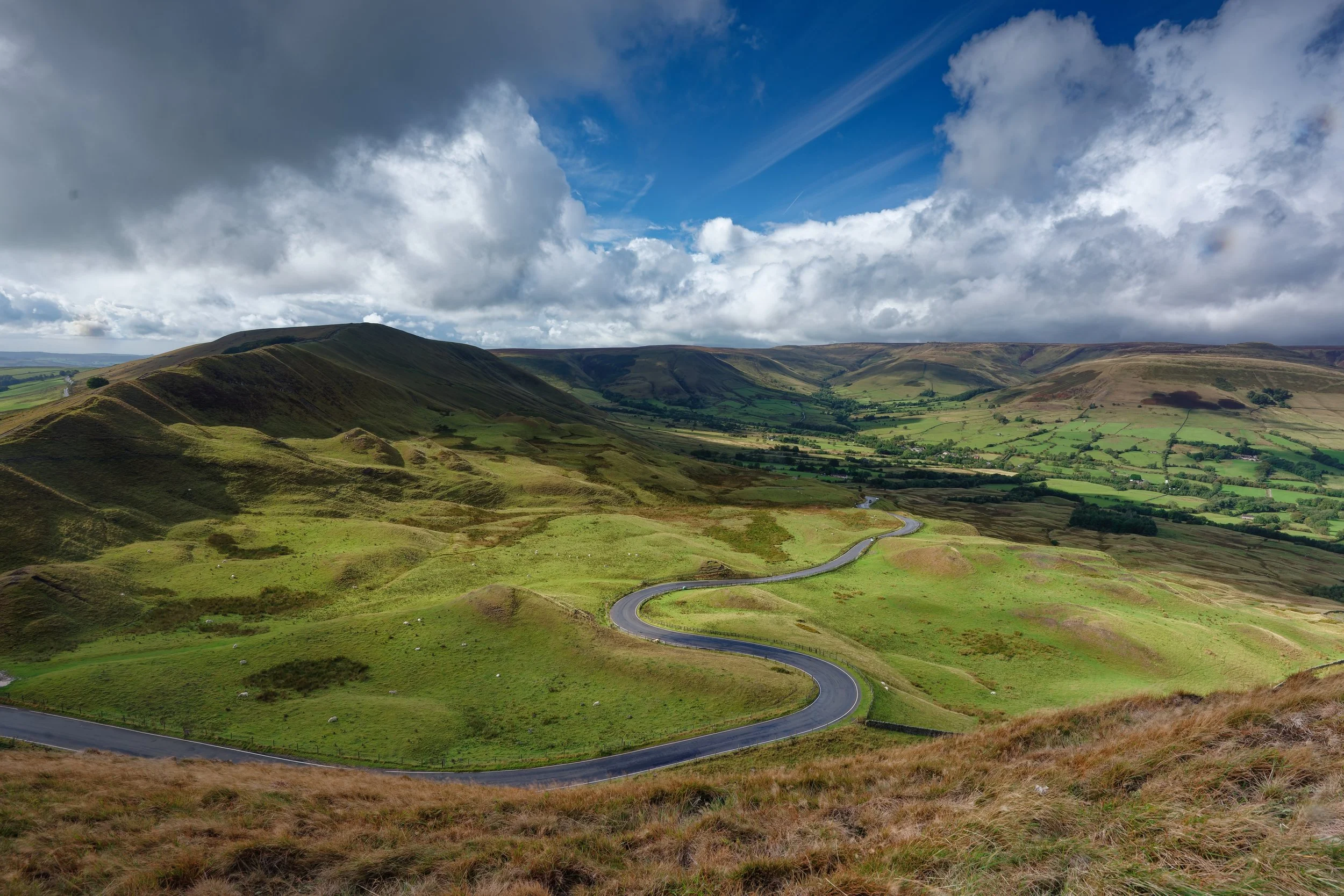 Road to Rushup Edge