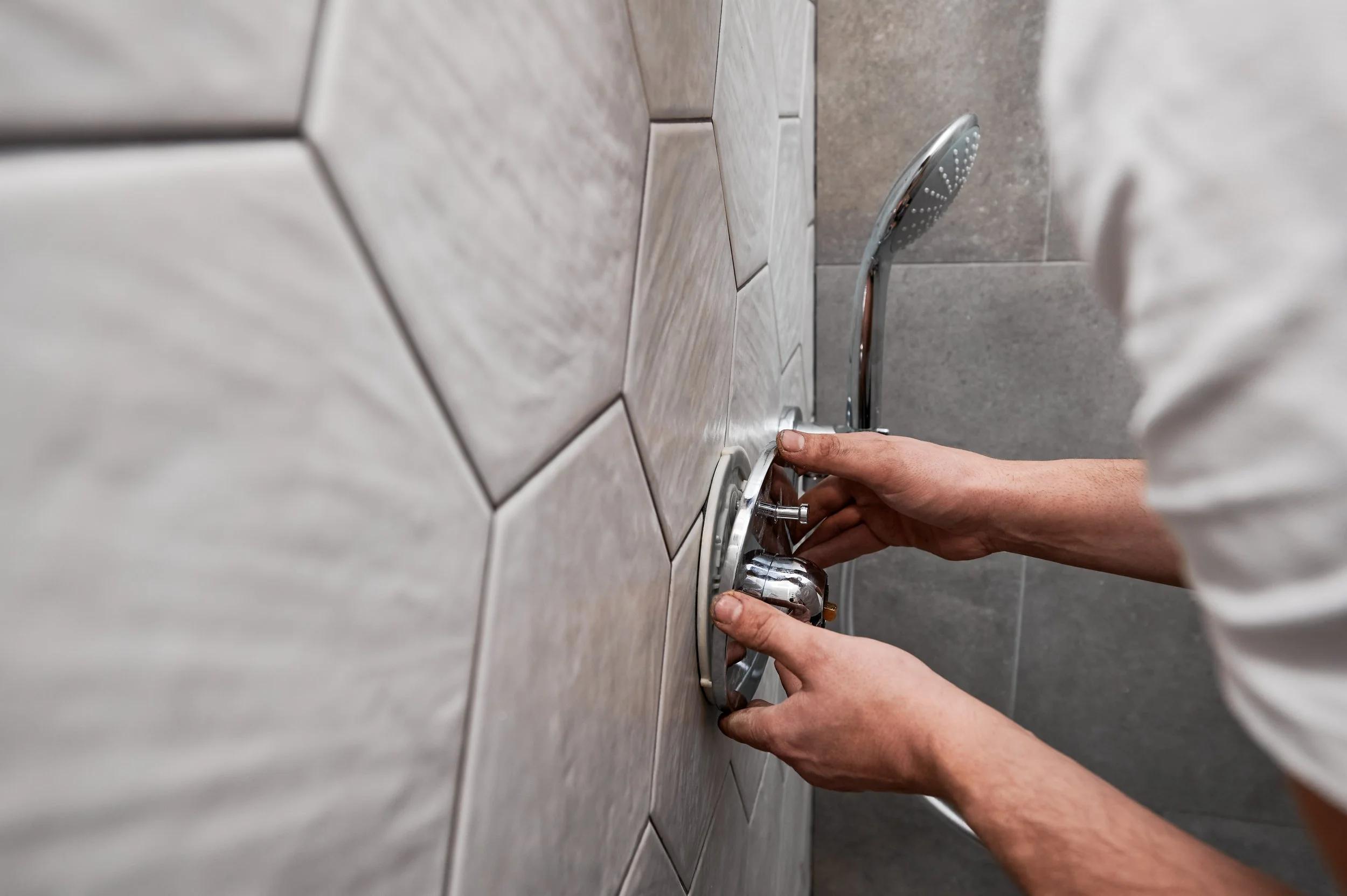 Faucet replacement and minor plumbing repair