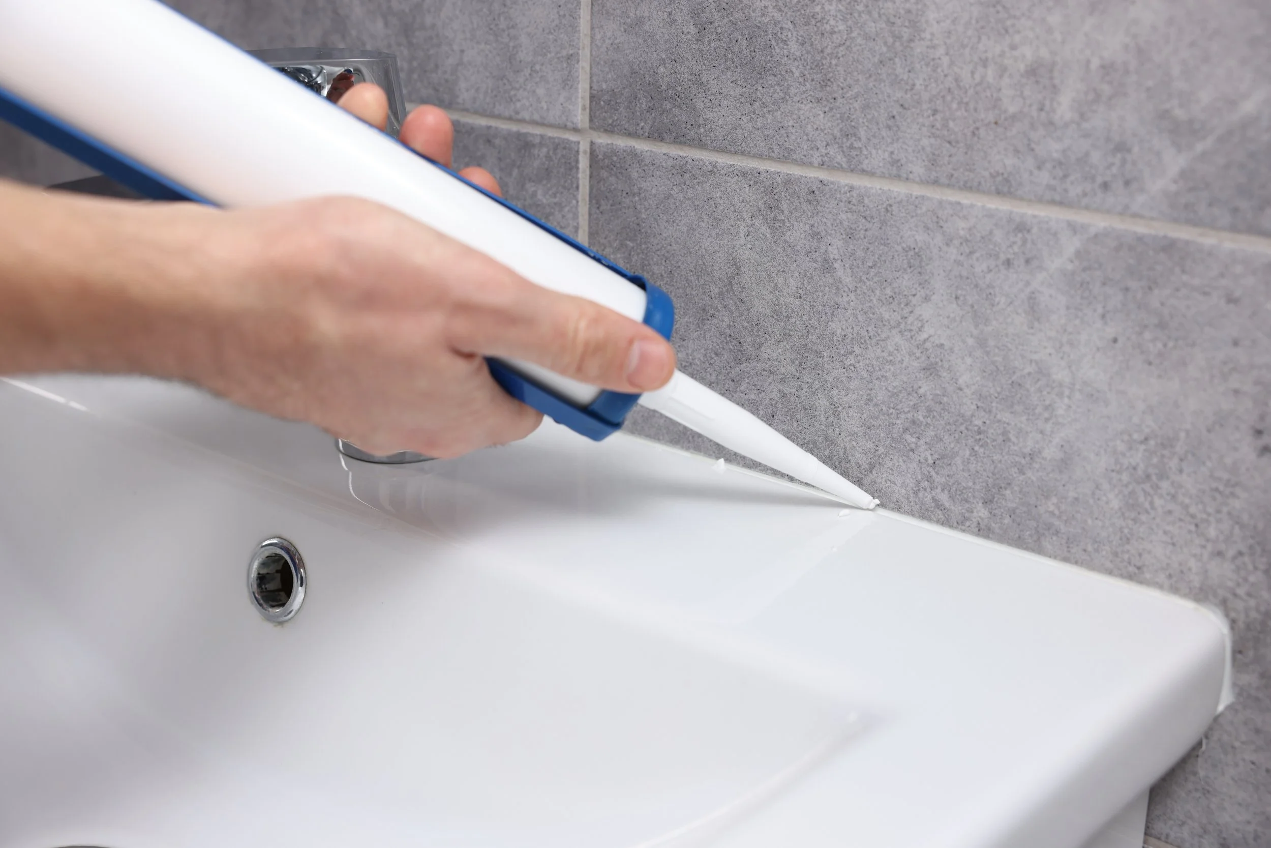 Bathroom caulking and sealing service