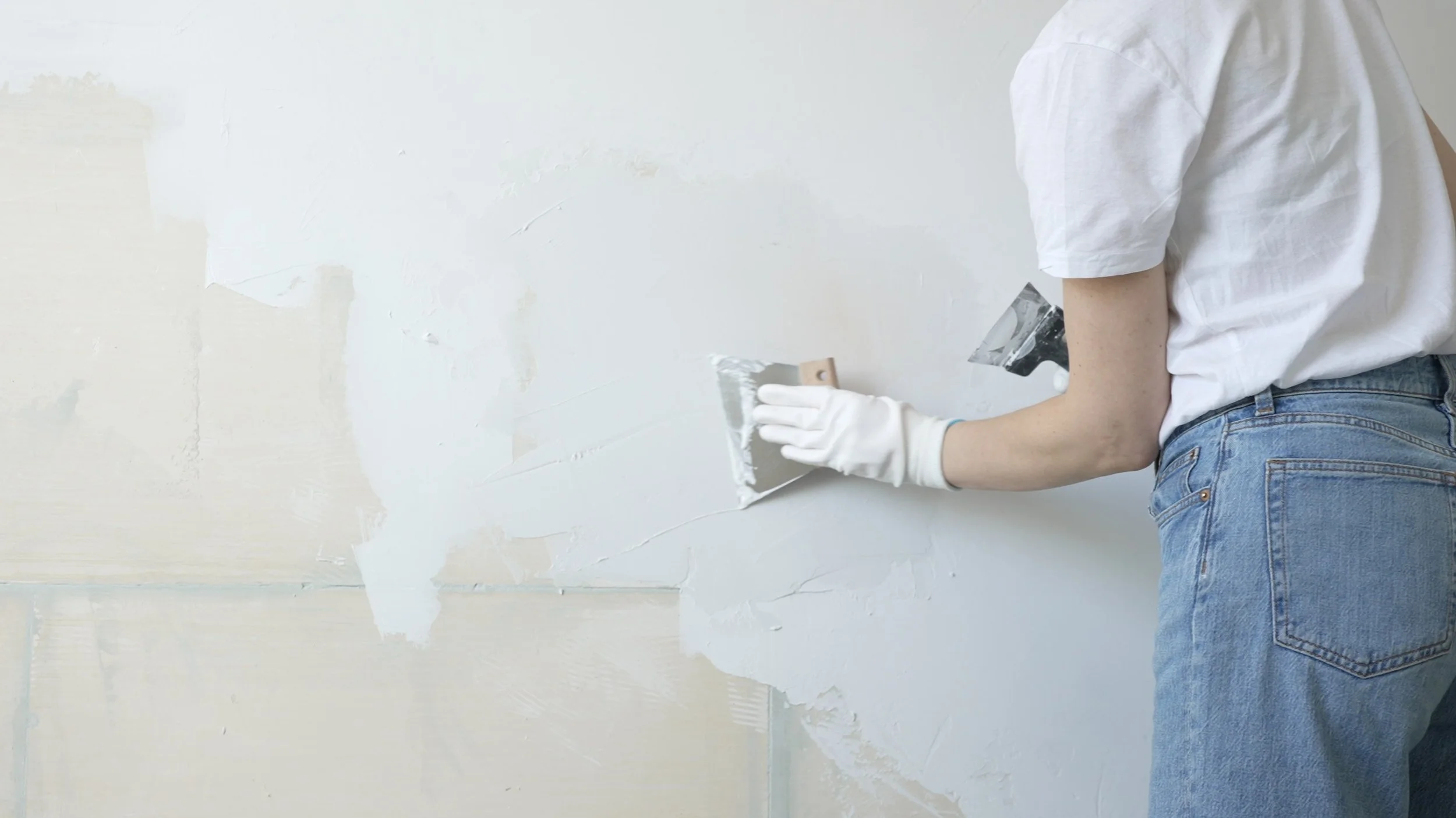 Drywall patching and wall repair service