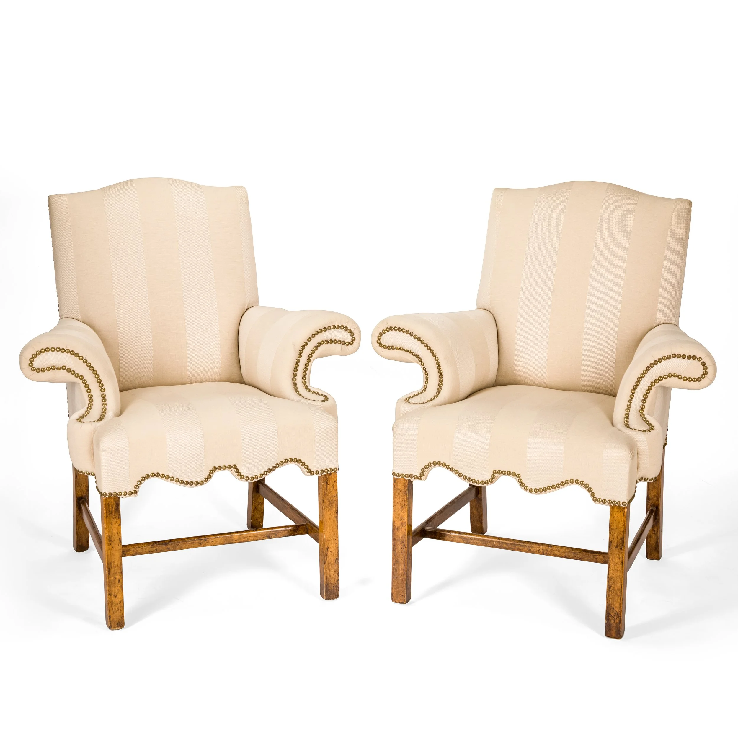 Dennis and Leen arm chairs