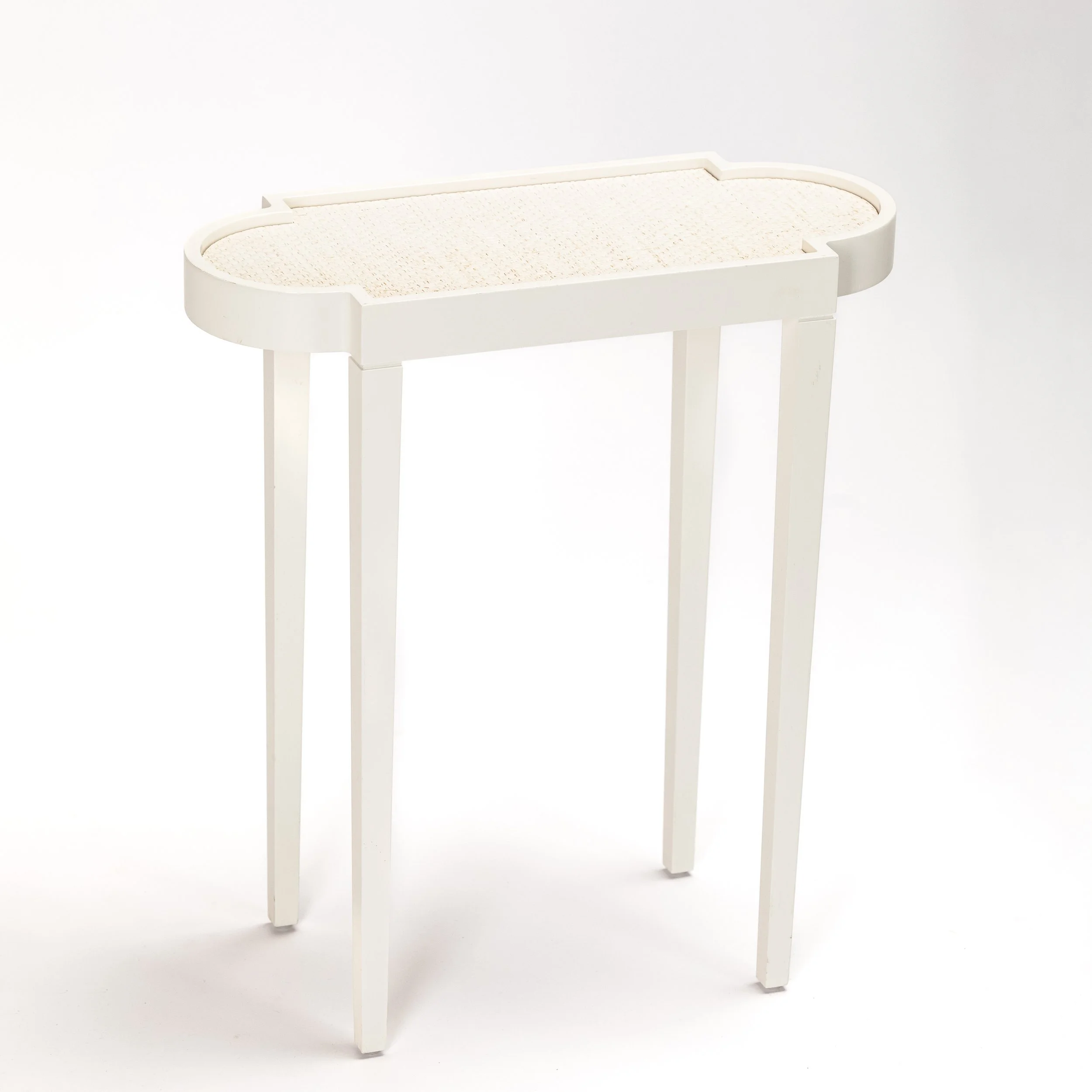 Oomph Tini Table
