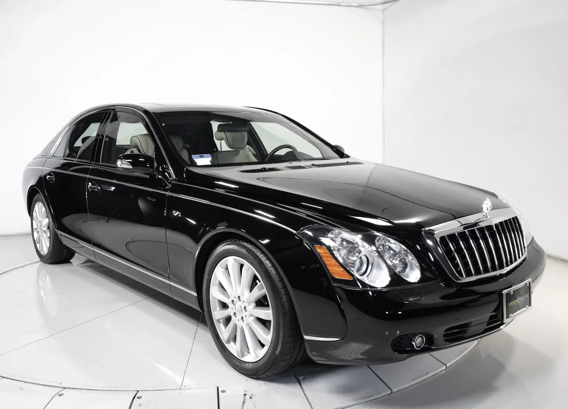 2006_maybach_57-s_IMG_2000-07088.jpg.webp
