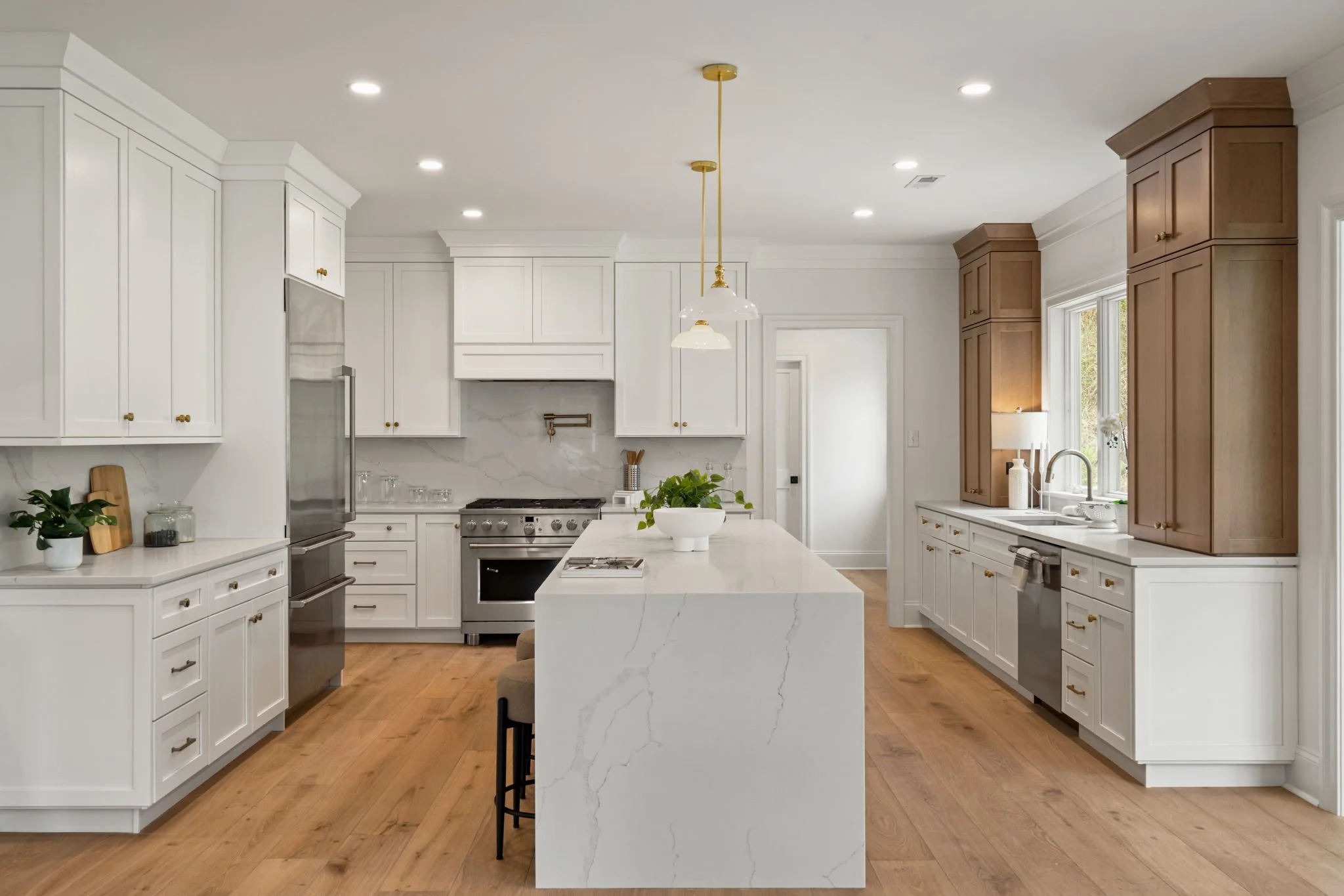 23-web-or-mls-13-elmwood-ave.jpg