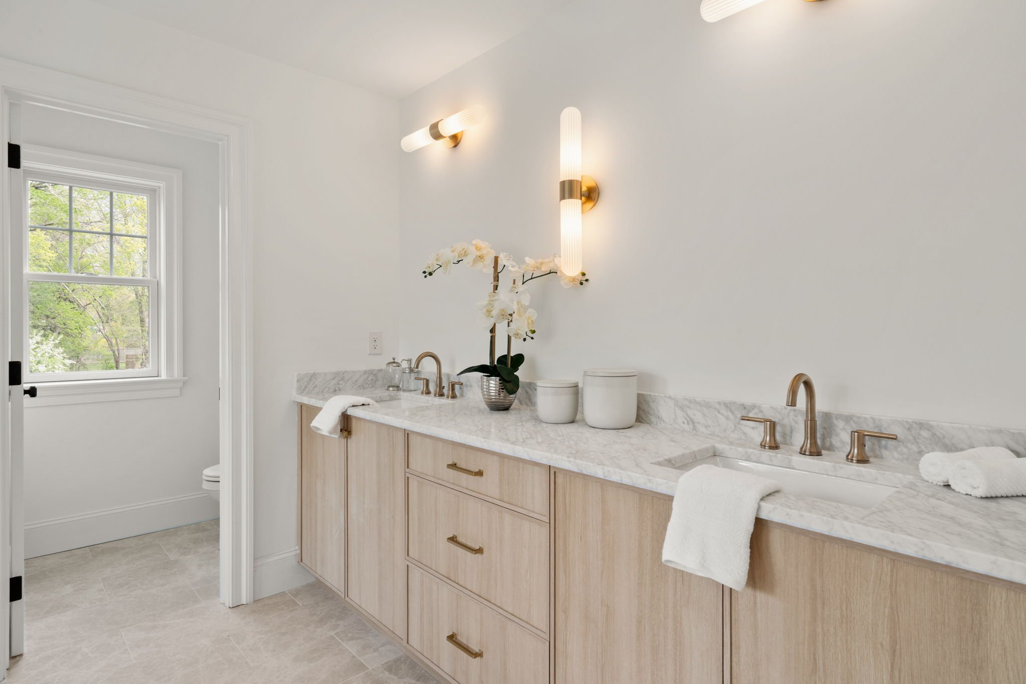 84-web-or-mls-13-elmwood-ave.jpg