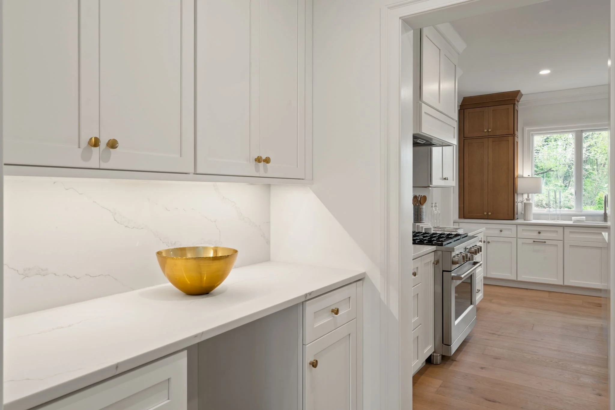 19-web-or-mls-13-elmwood-ave.jpg