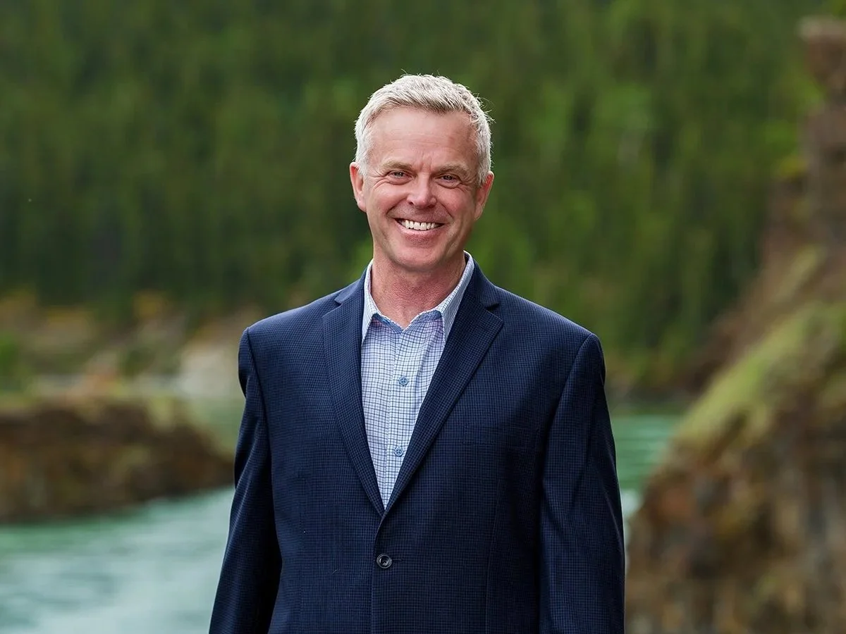 Professional portrait of Herron Consulting principal outdoors