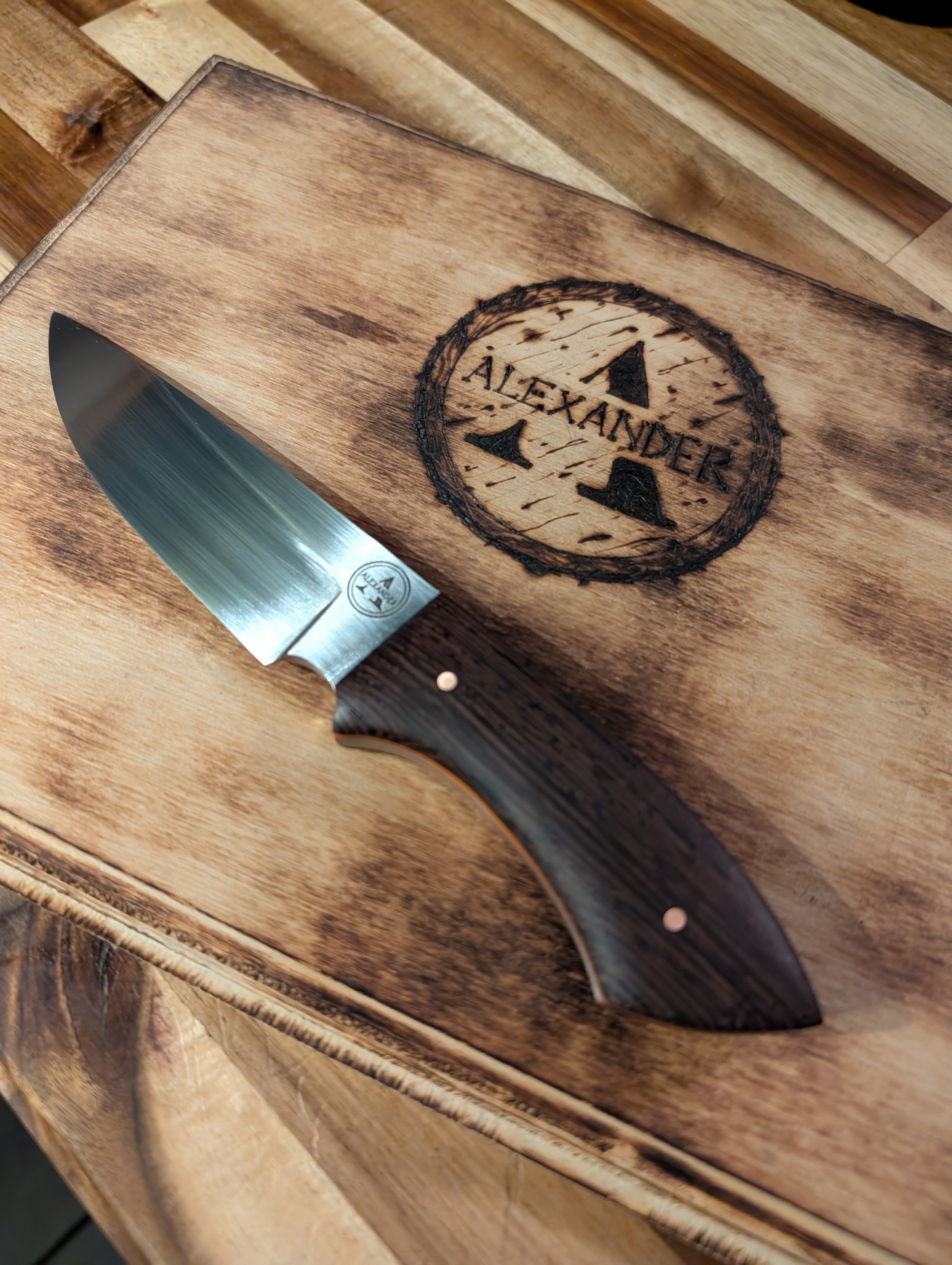 Handcrafted Stainless Steel Outdoor Knife – Wenge Wood, Copper, & Orange G10