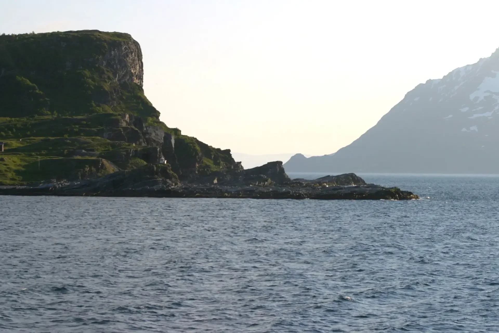  Med Hurtigruten Kirkenes–Bergen i juni 2003 
