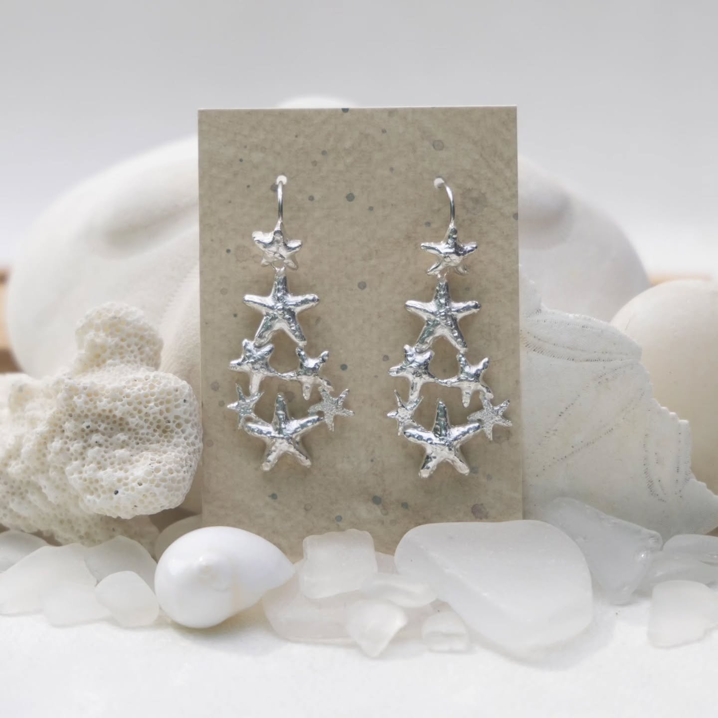 One thing we love is all the starfish designs that we are coming up with for the AquaFlora line. 
.
.
#handmadejewelry #starfish #silversmith #aquaflorajewelry