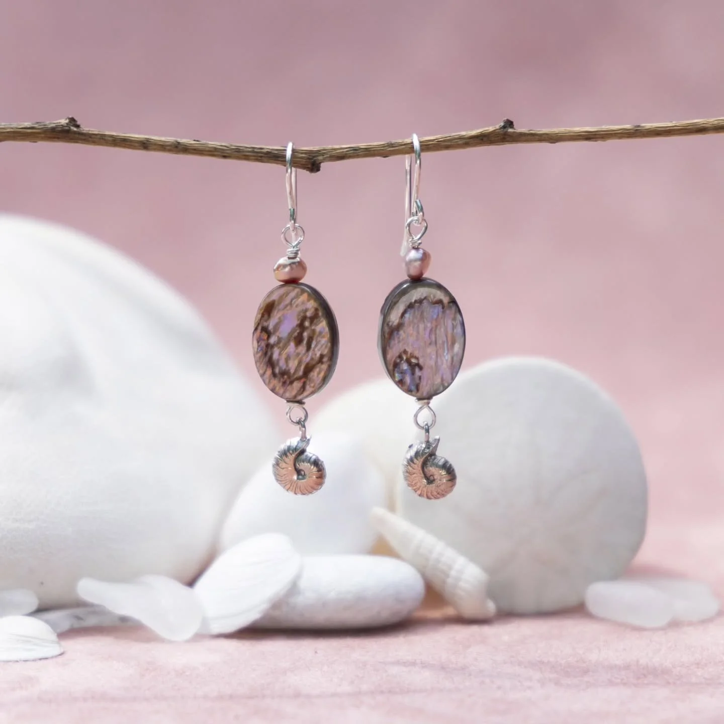 Beautiful hues of light pink. We had so much fun creating each piece of jewelry. 
.
.
#handmadejewelry #oceaninspired #huesofpink