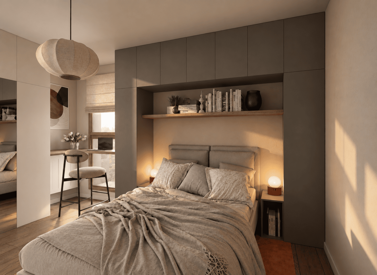 Une tête de lit sur mesure intègre rangements, chevets et bibliothèque afin d'optimiser une pièce aux dimensions contraintes.