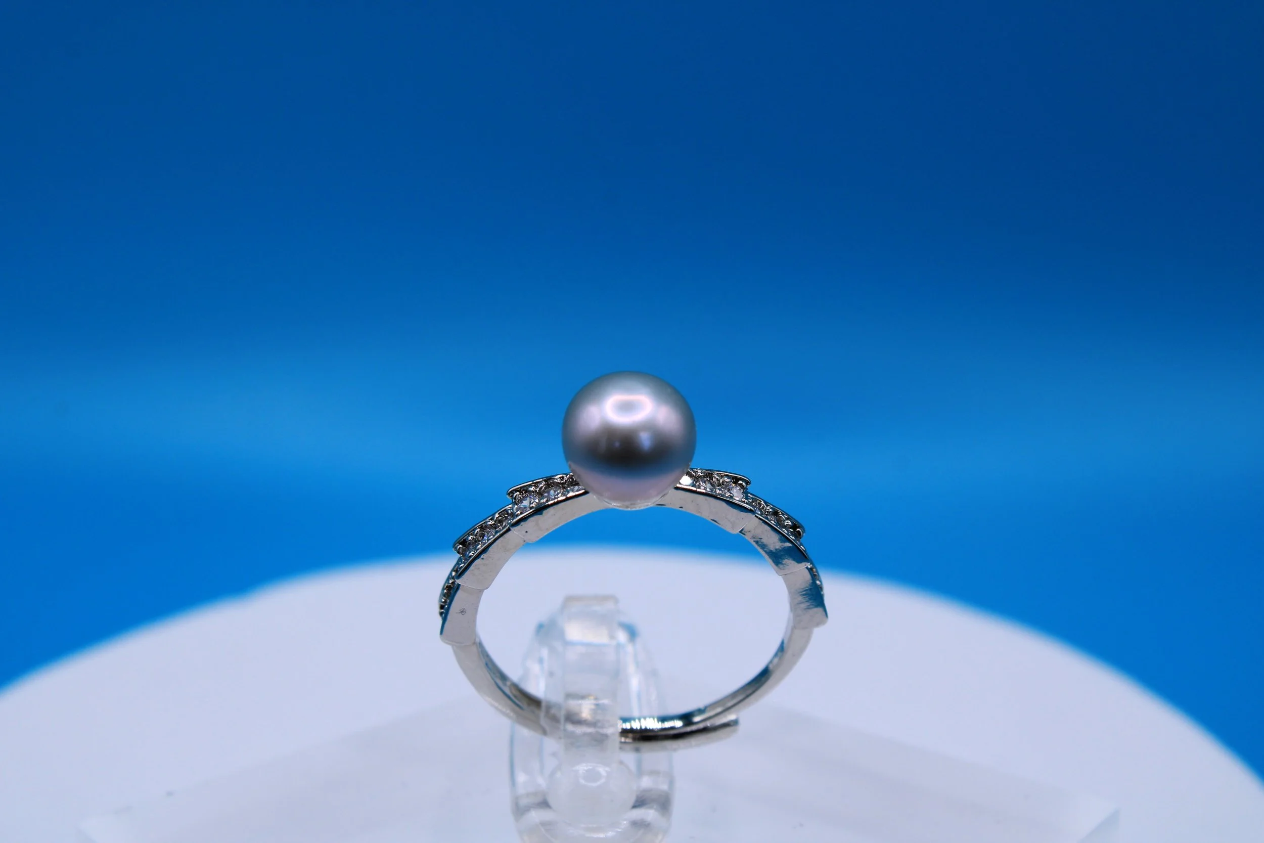 Dainty Gray Akoya Ring