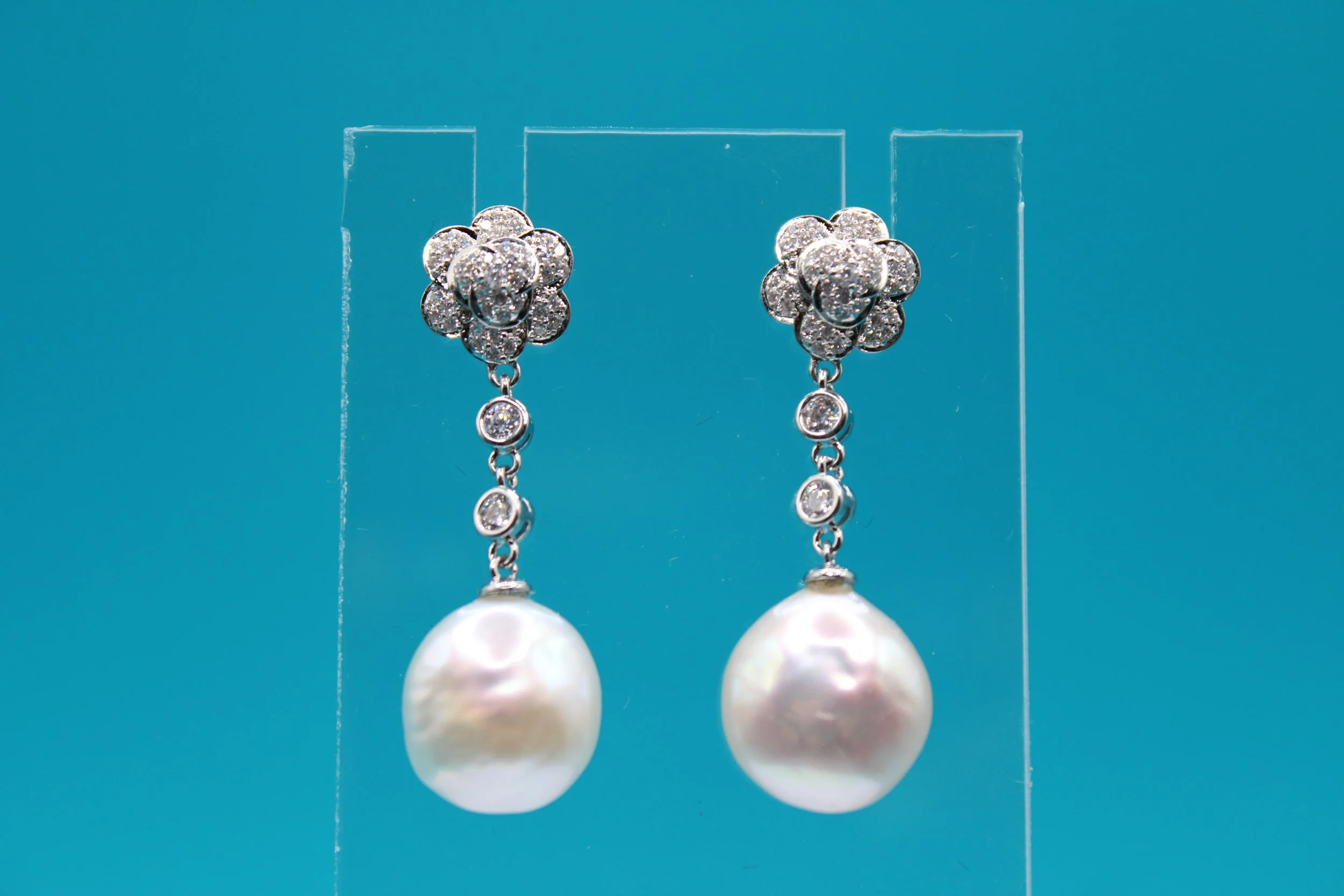 Gilded Jasmine Drops Earrings
