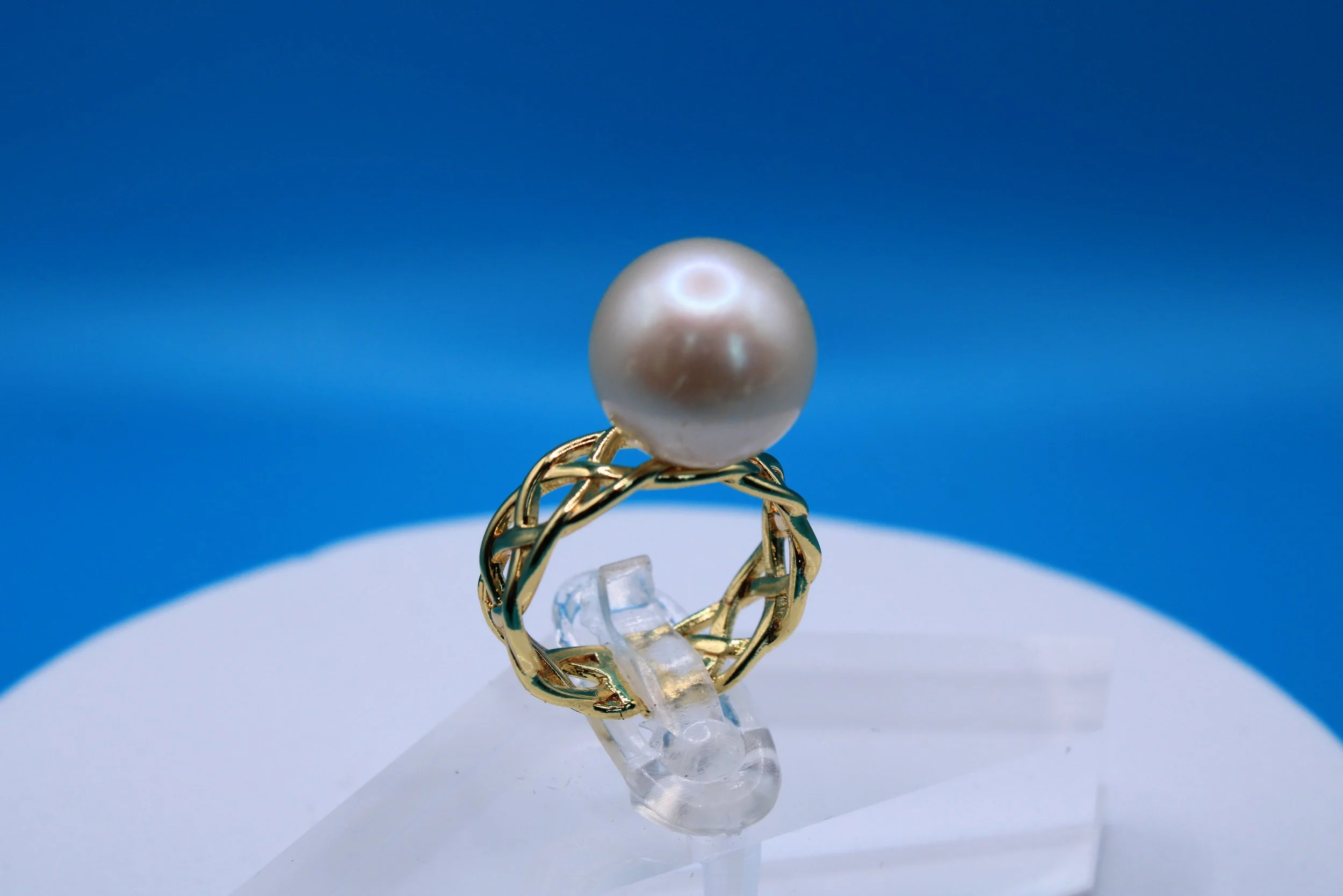 Gold Lattice Ring