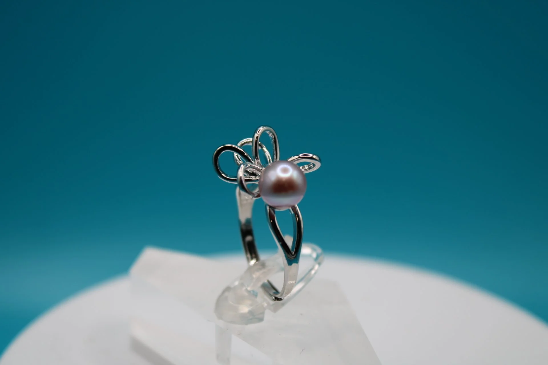 Blossom Dewdrop Ring