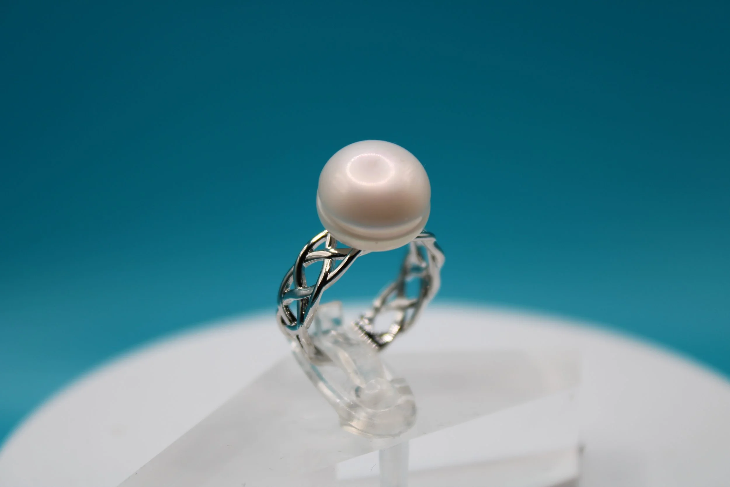The Pearl Macron Ring