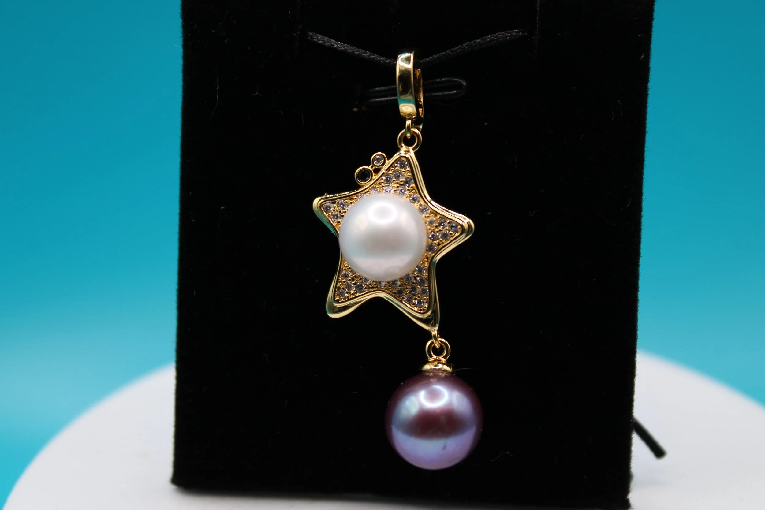 Gemini's Luster Pendant