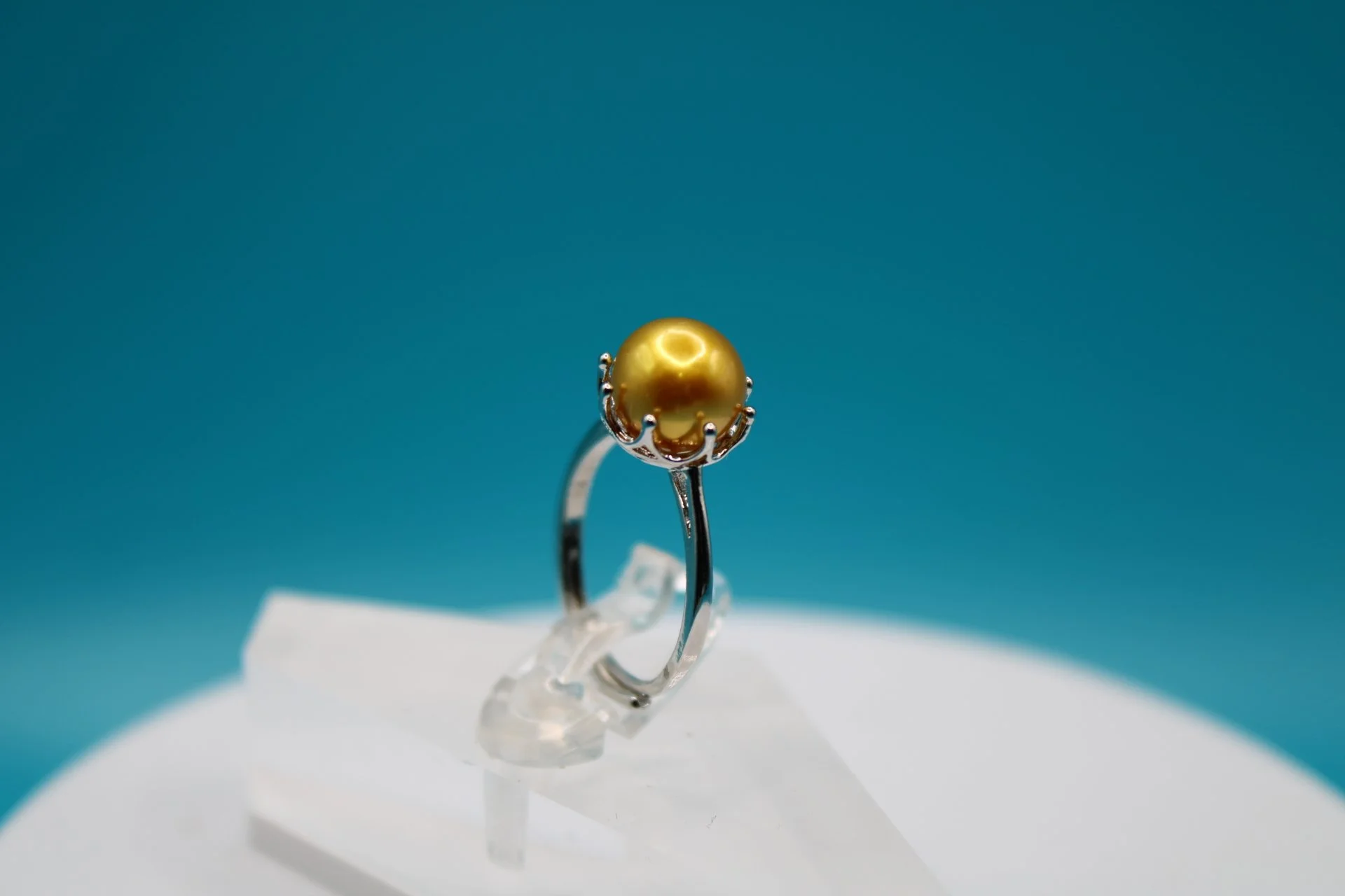Solstice Crest Ring