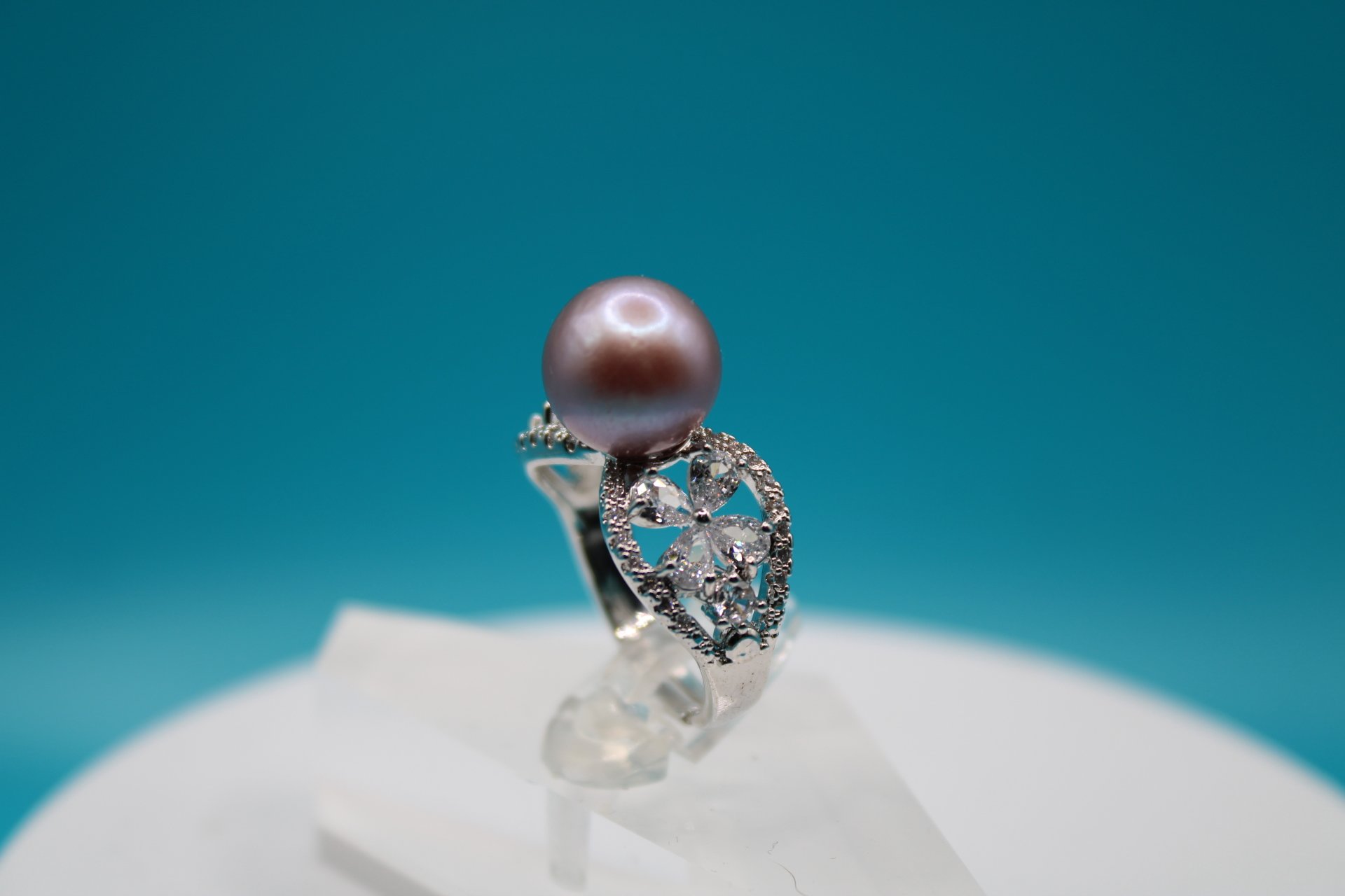 Twilight Flora Pearl Ring
