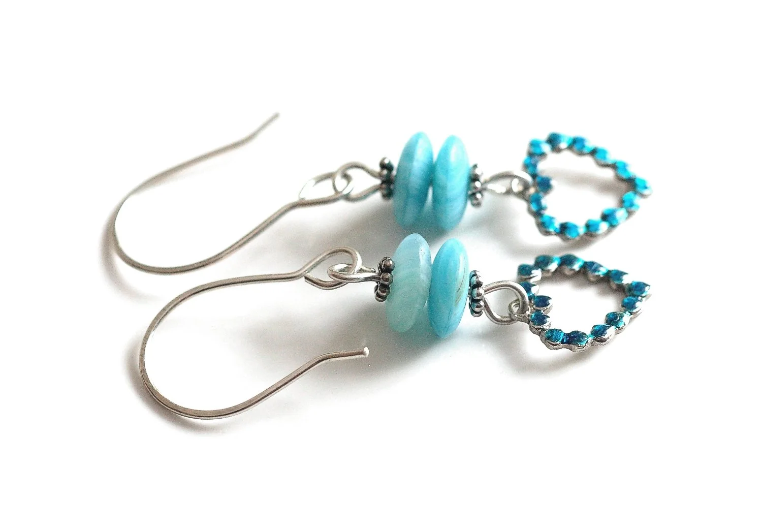 bluevictorianstyleheartcharmearrings-etsy4.JPG