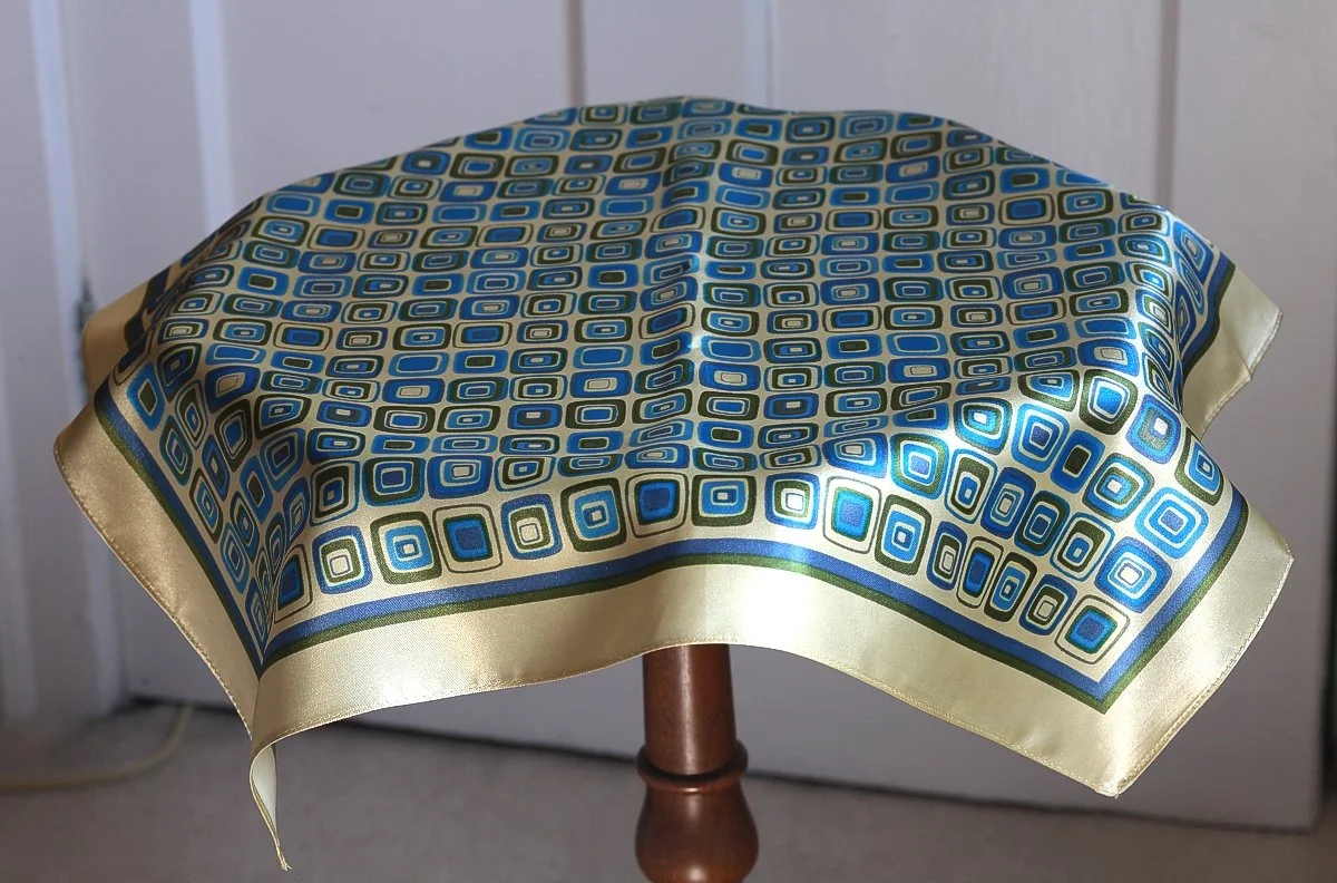 70sblueolivegreenscarf-etsy3.JPG