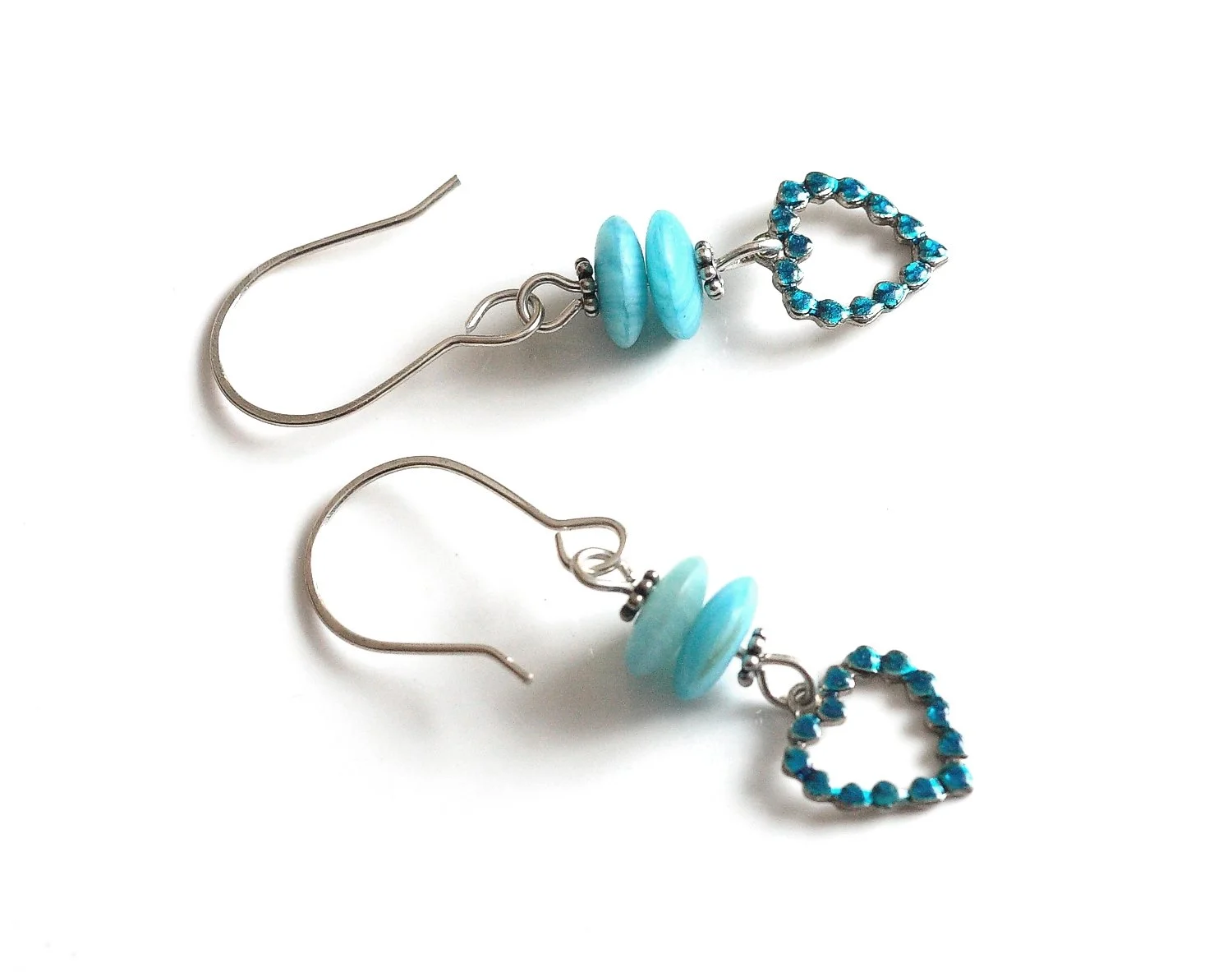 bluevictorianstyleheartcharmearrings-etsy3.JPG