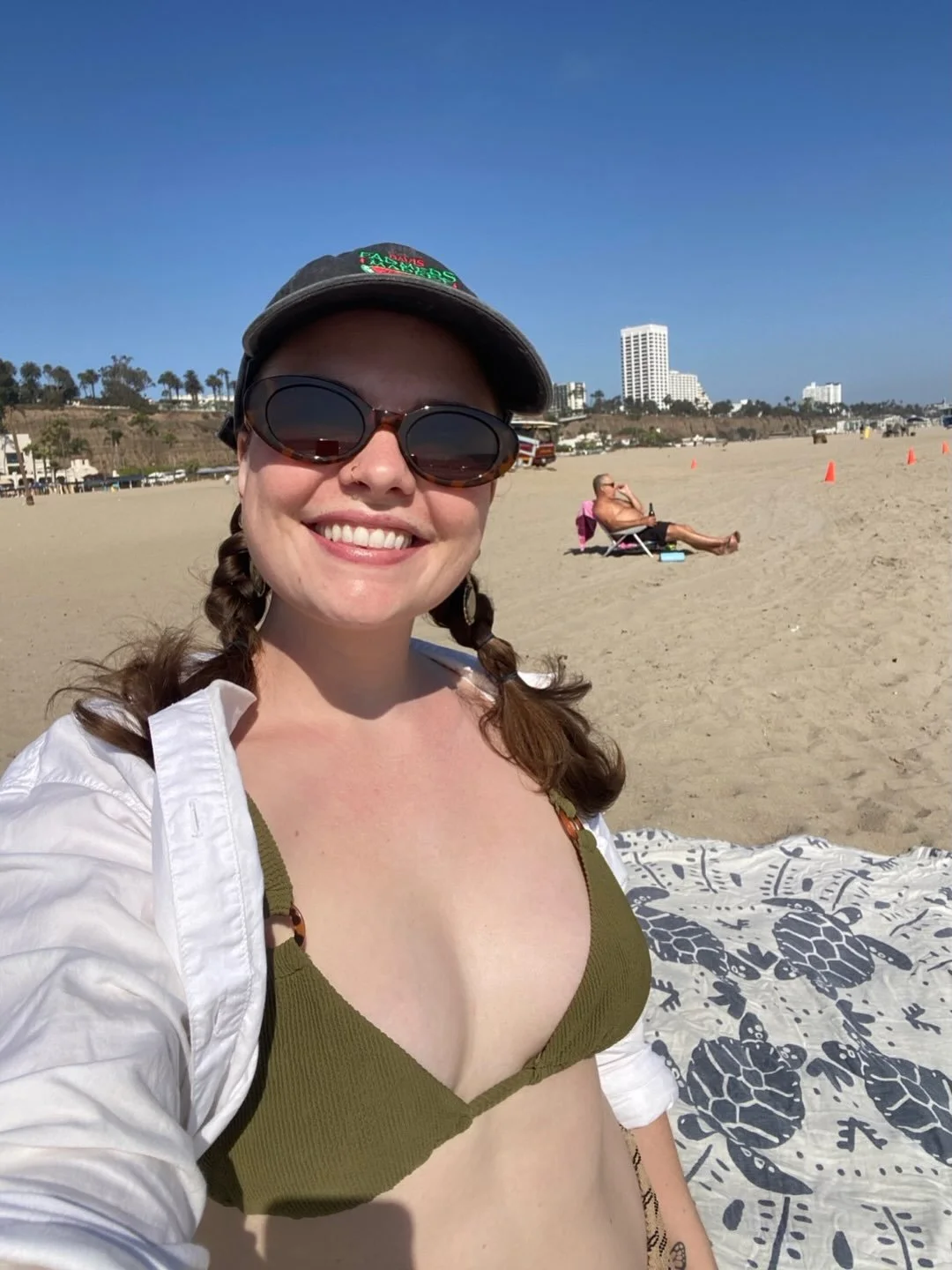 I got to swim in the ocean last week and it made me reflect on this stage of rest and transition. For those who don&rsquo;t know, I quit my corporate job a few months ago and have been slowly adjusting (/doubting/stressing/overthinking)to working as 