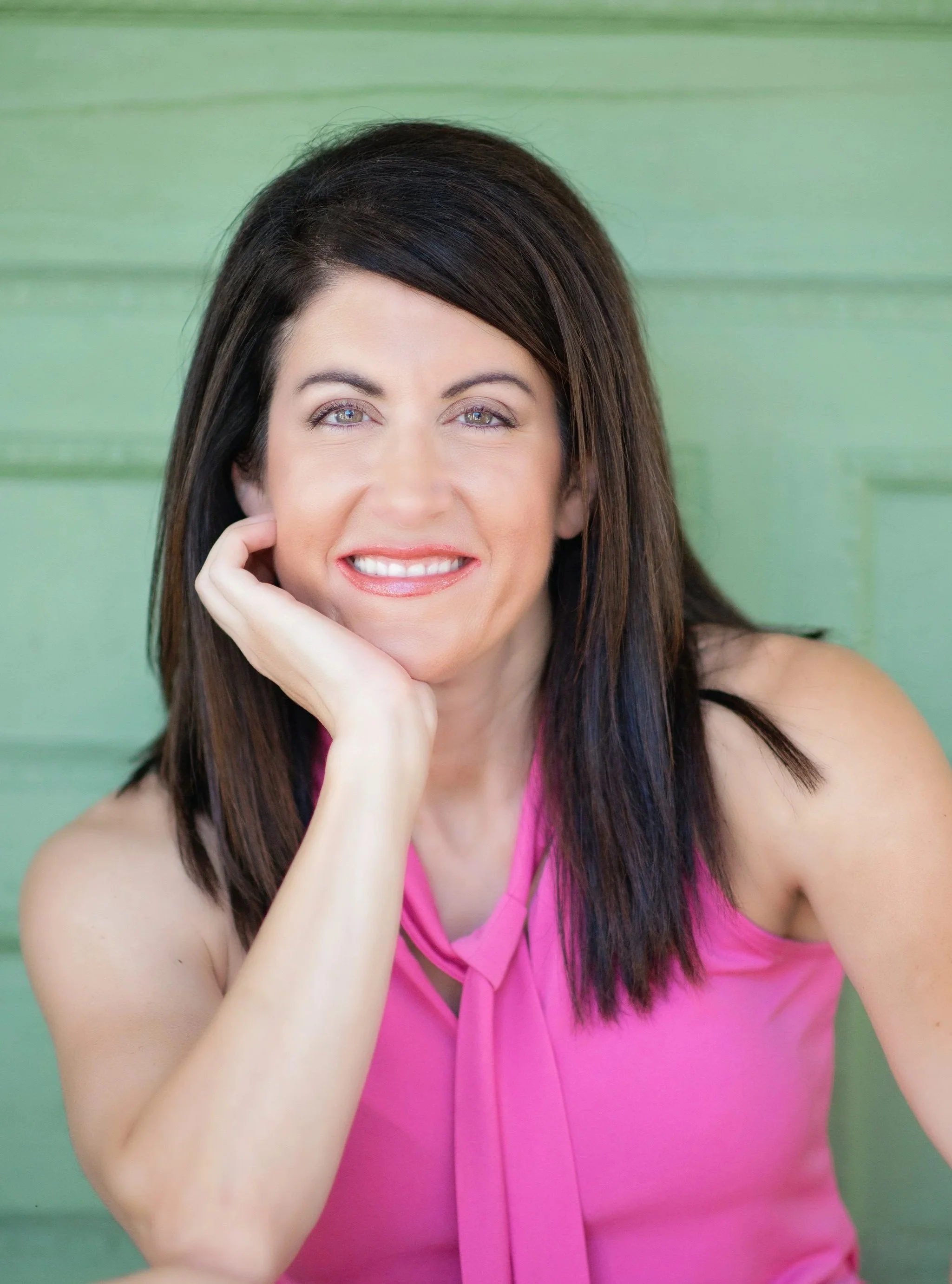 Headshot of Darla Solomon, helping buyers and sellers across the Treasure Coast and Palm Beaches.