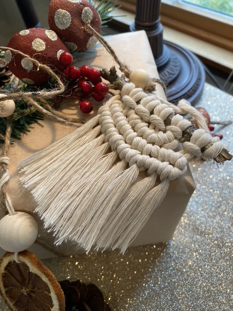 Macrame Christmas Ornament 