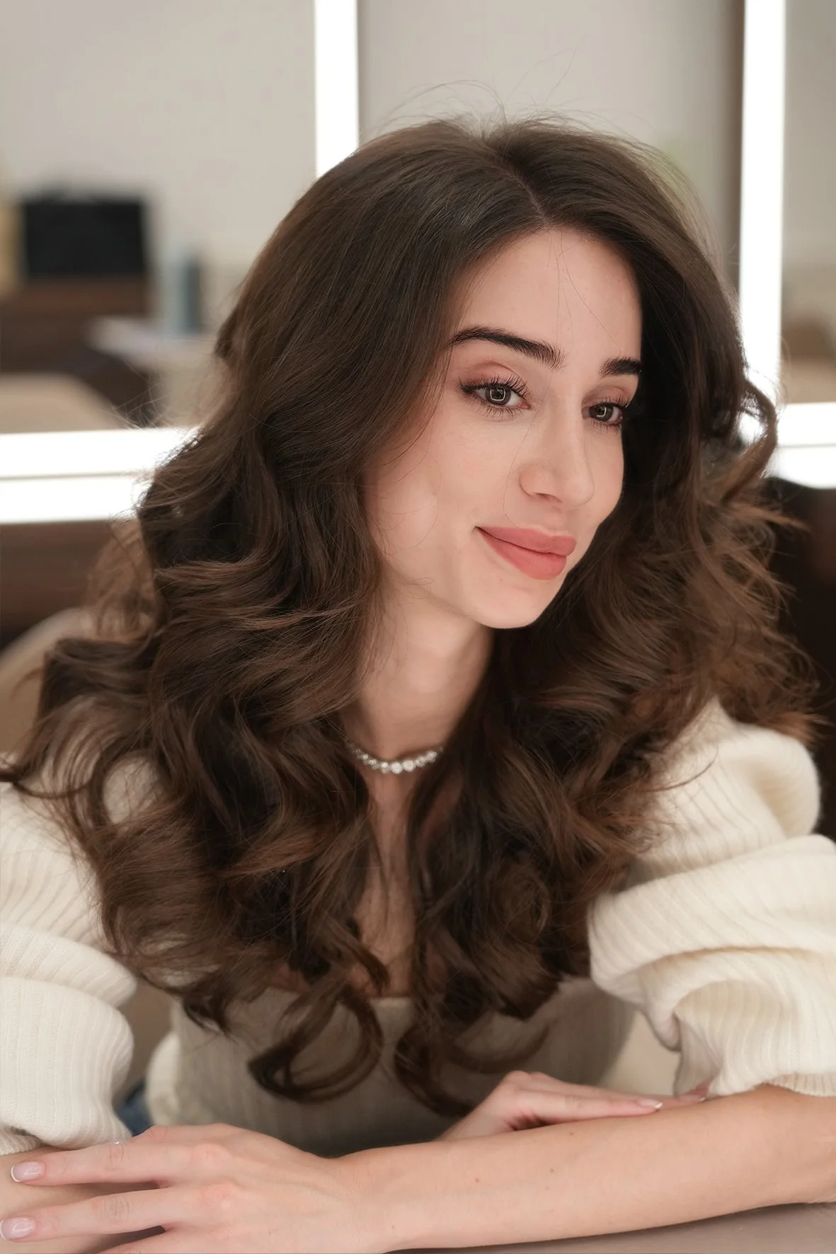 Wavy long hair blow dry with chocolate brown brunette colour gloss by Aytaç Özbay.