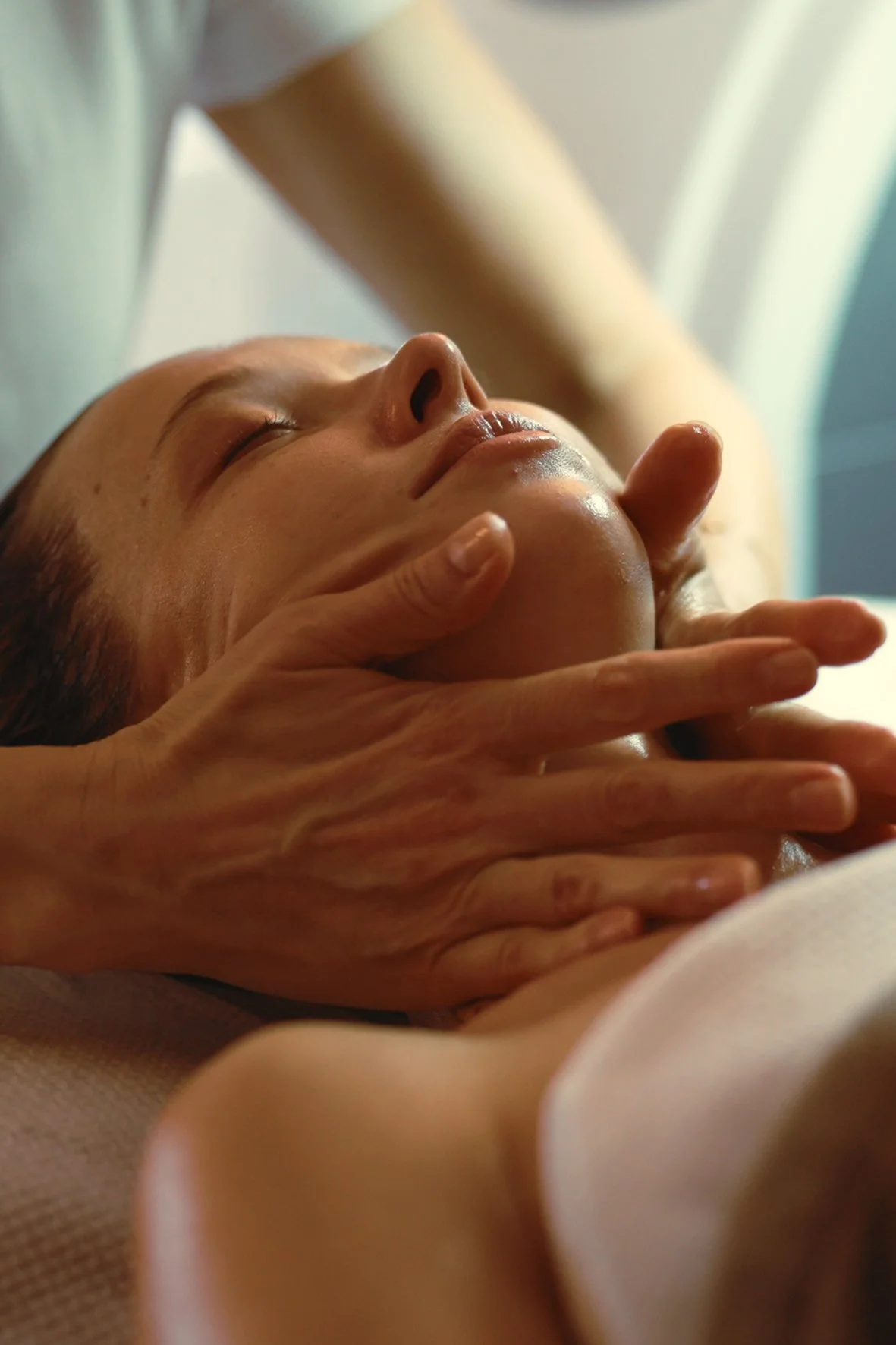 Deep cleansing facial by Lana Buckley.