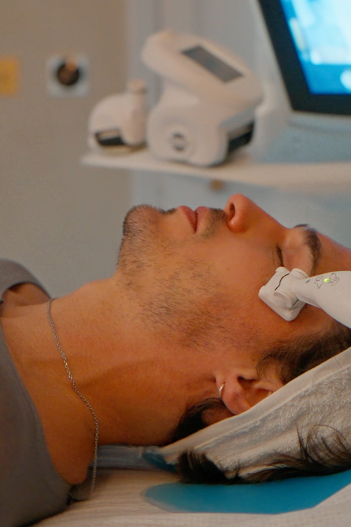 Facial treatment by Zanna Moroza, at The Six, Mayfair.