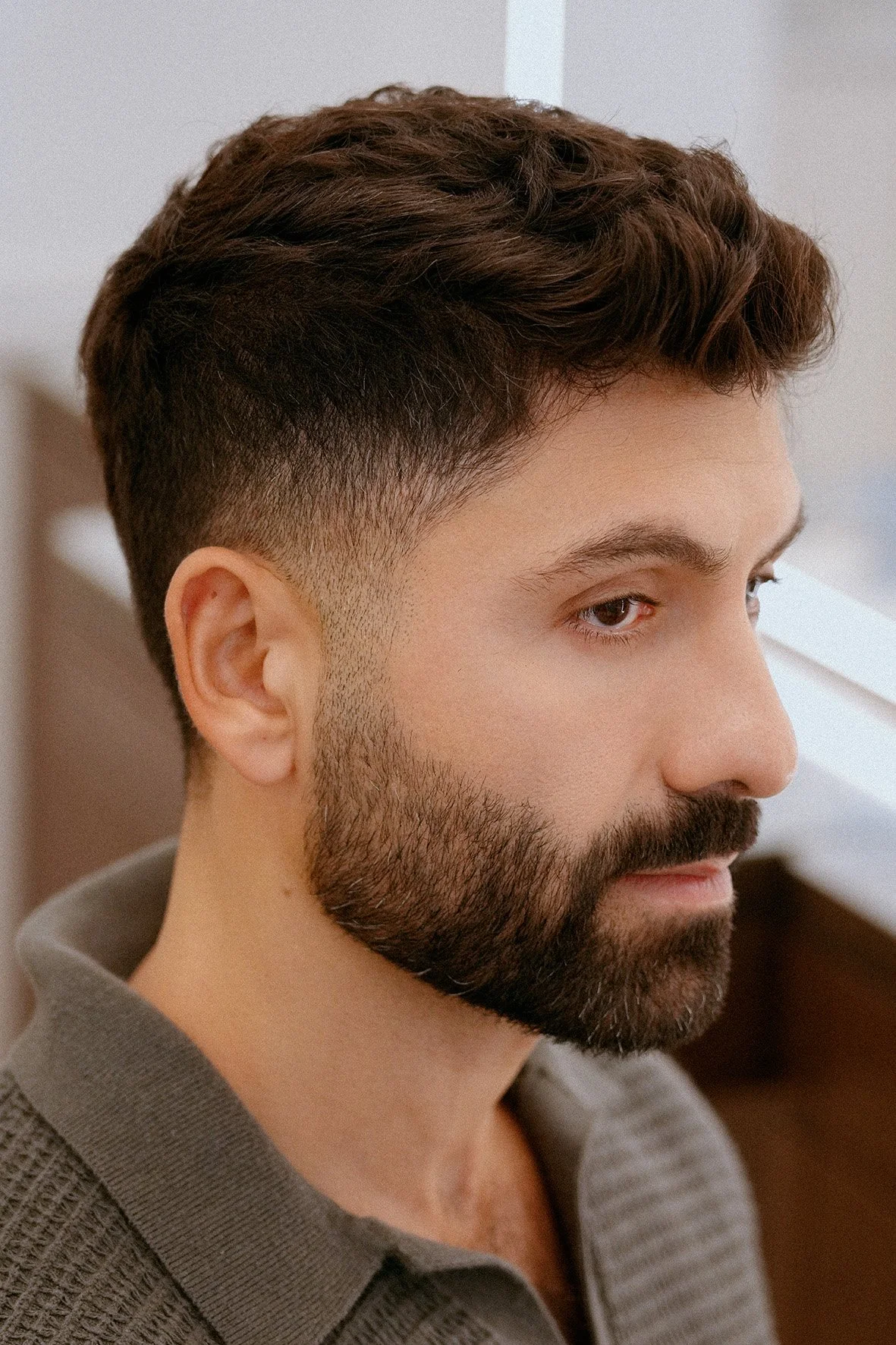 gent's cut vit short side fading and natural texture on the top by Milad.