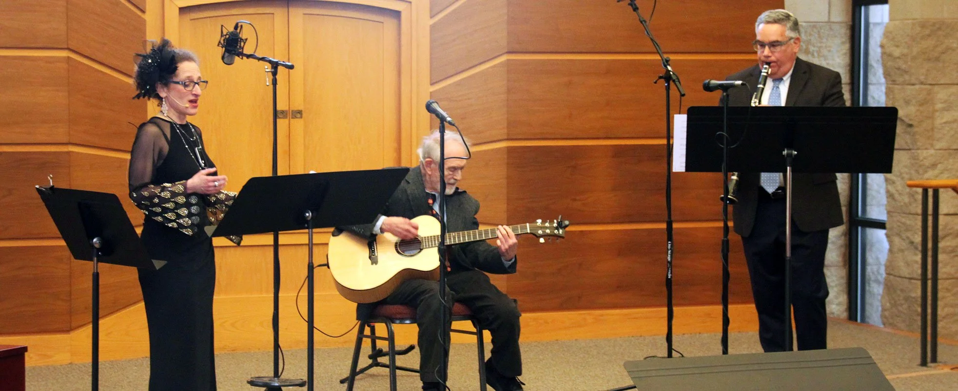 cantor-risa-wallach-performing_cropped.jpg