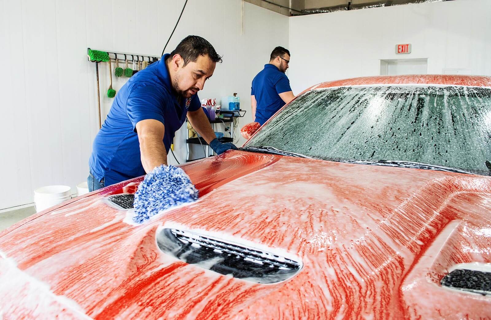 What’s the Difference Between a Hand Wash and a Full Detail?