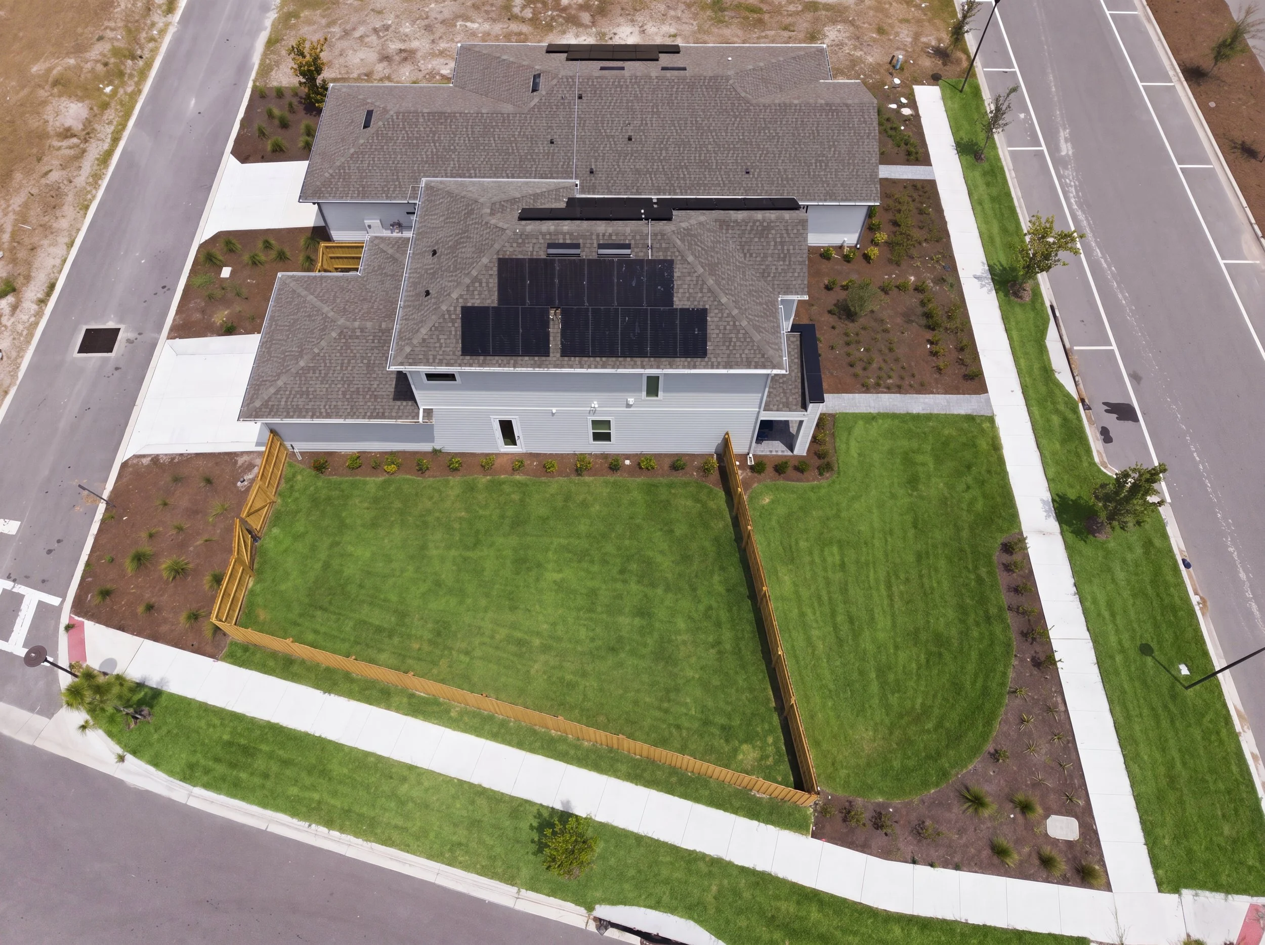 DJI_20260724144448_0021_D_grass_5abb12ab.jpg