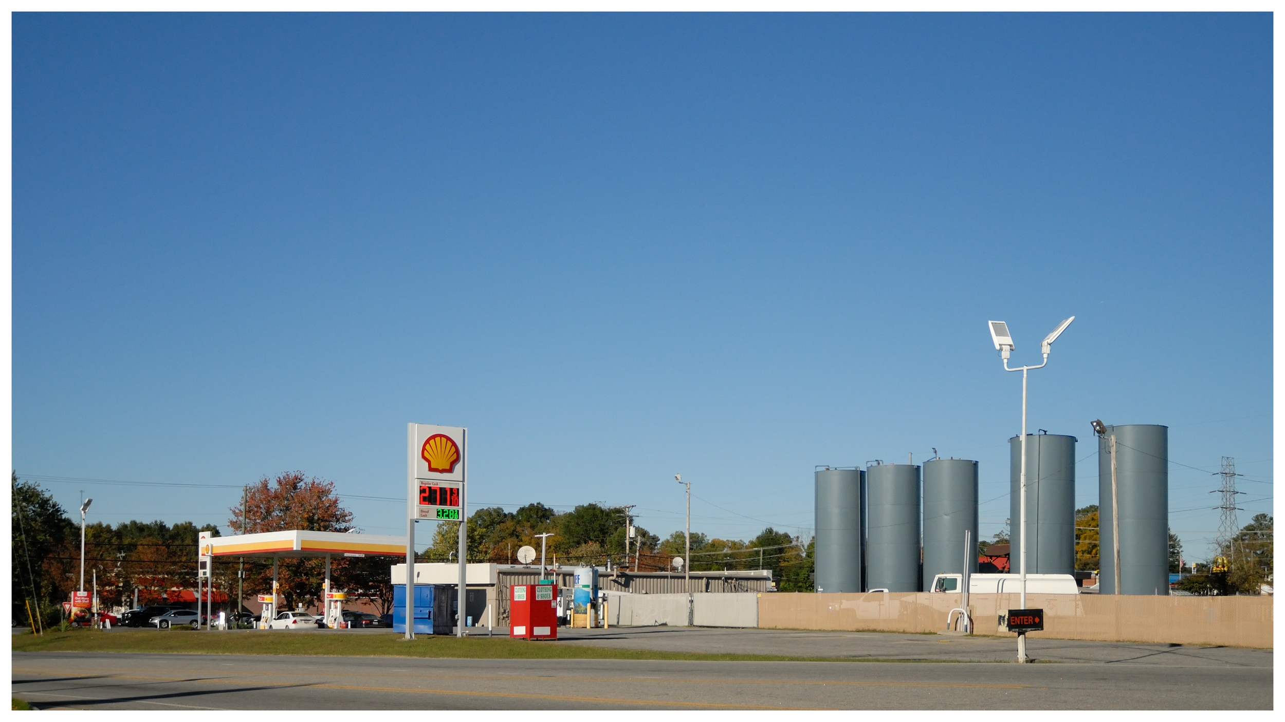 Shell gas station at the main intersection in Lincolnton.  I was coming out of Walgreens