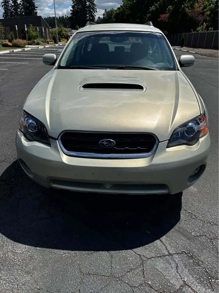 2005 Subaru Outback 2.5 XT Wagon 4D