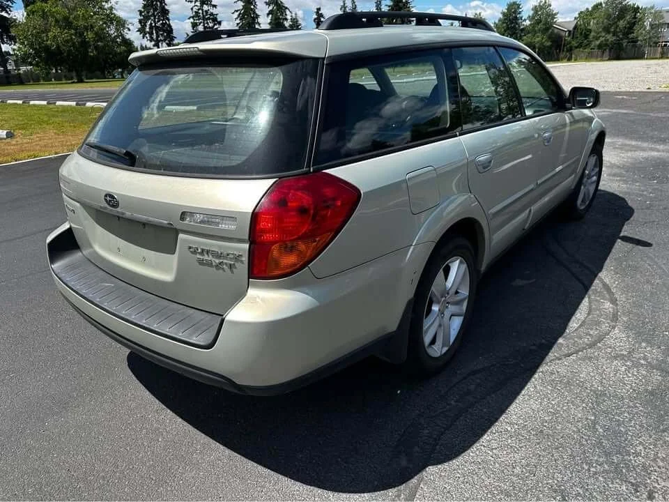 2005 Subaru Outback 2.5 XT Wagon 4D
