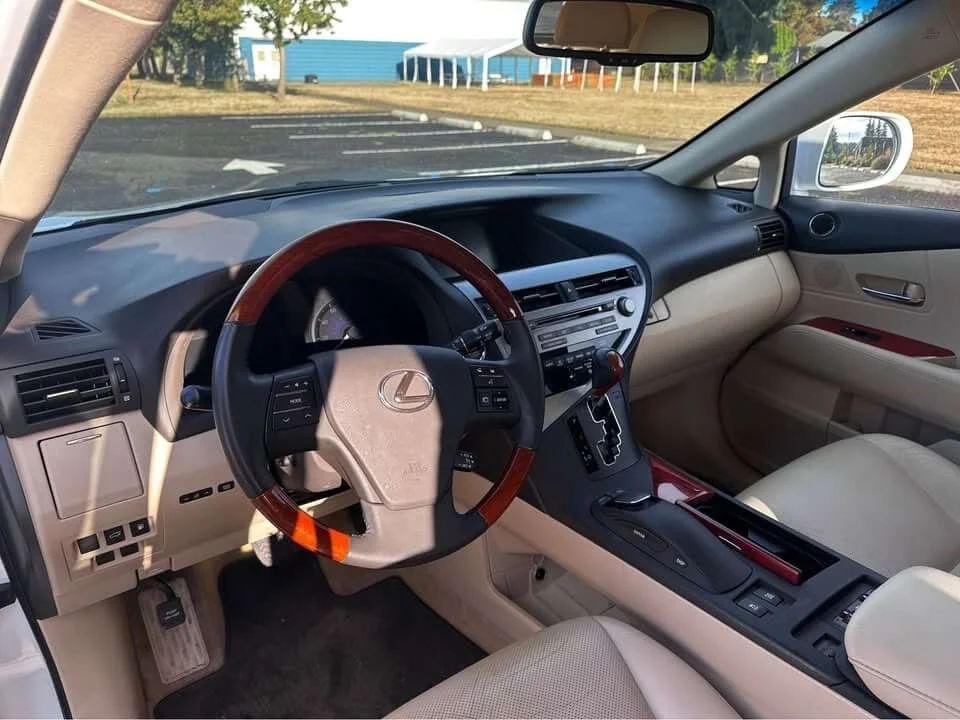 2011 Lexus RX 350L Sport Utility 4D