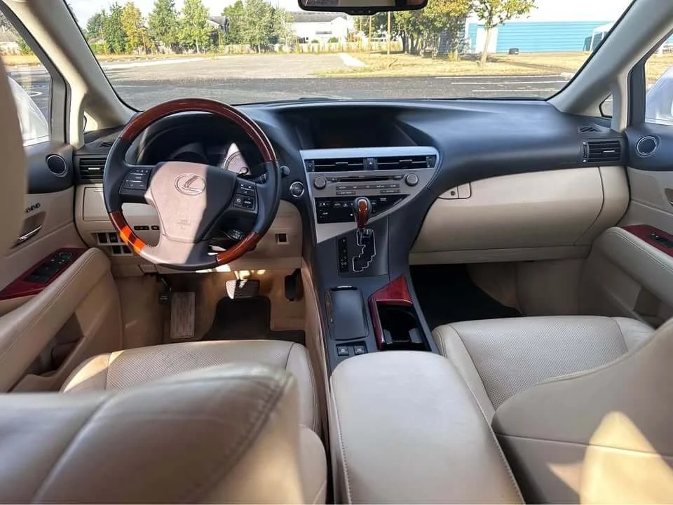 2011 Lexus RX 350L Sport Utility 4D
