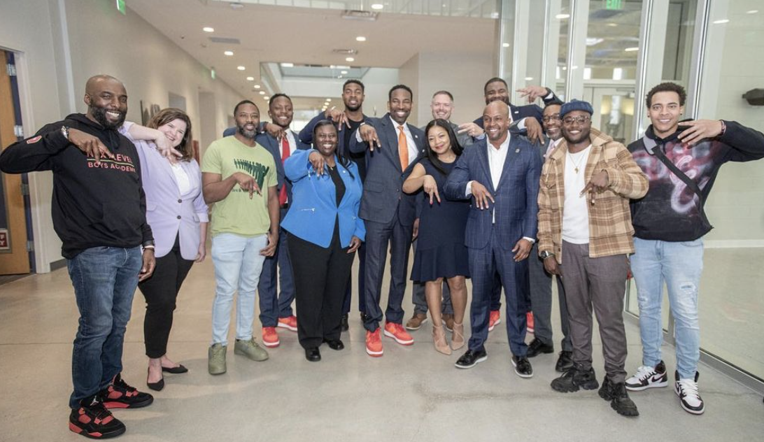 Atlanta Mayor's 404 Day Recruits over 500 Mentors