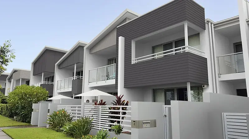 Dynamic high-contrast colour design for Varsity Lakes townhouses.