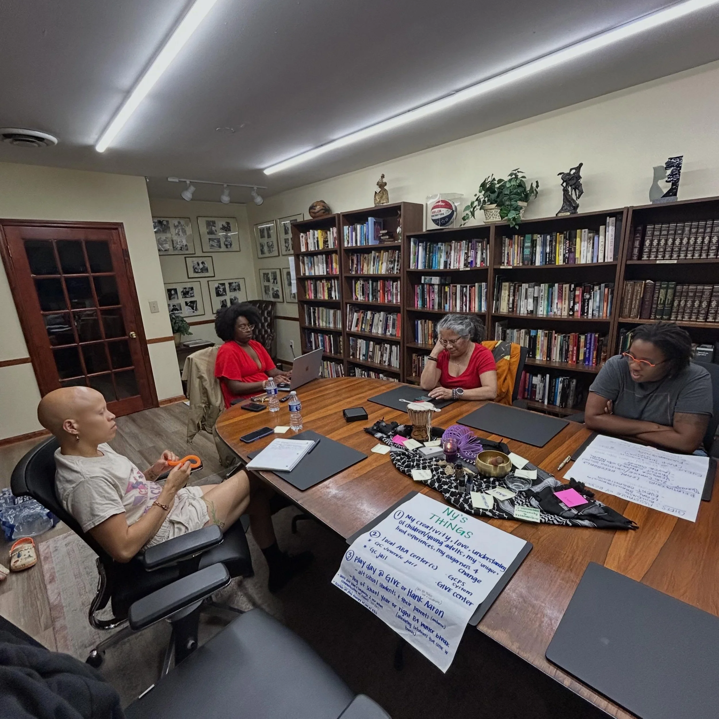 A weekend in the lab👩🏾&zwj;🔬✨
.
.
We&rsquo;re backkkk!! The board spent a productive yet reflective weekend &ldquo;in the lab&rdquo; schemin&rsquo; &amp; collaboratin on our next steps to better serve the people. We&rsquo;re so excited &amp; grate