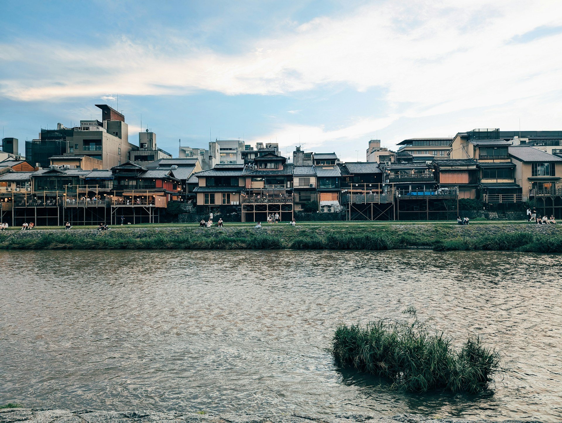 kyoto-architectural-secrets-led-by-an-architect-tour-kamo-river-view.jpg