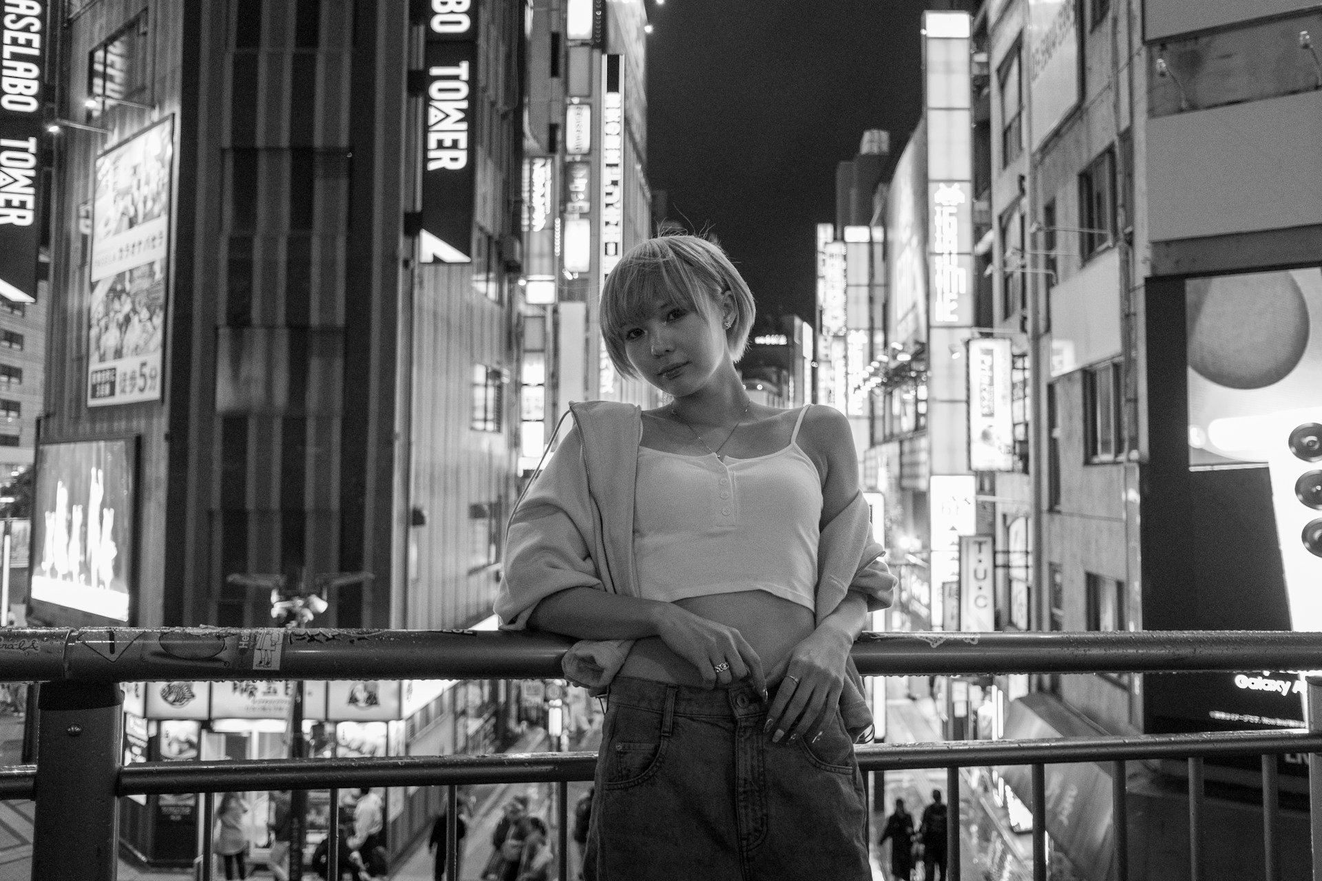japan-forbidden-nights-secrets-and-shadows-private-tour-night-girls-japan.jpg