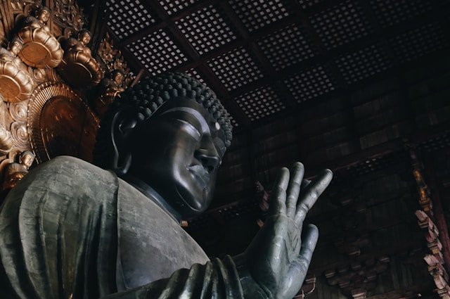 private-nara-tour-todaiji-buddha-statue.jpg