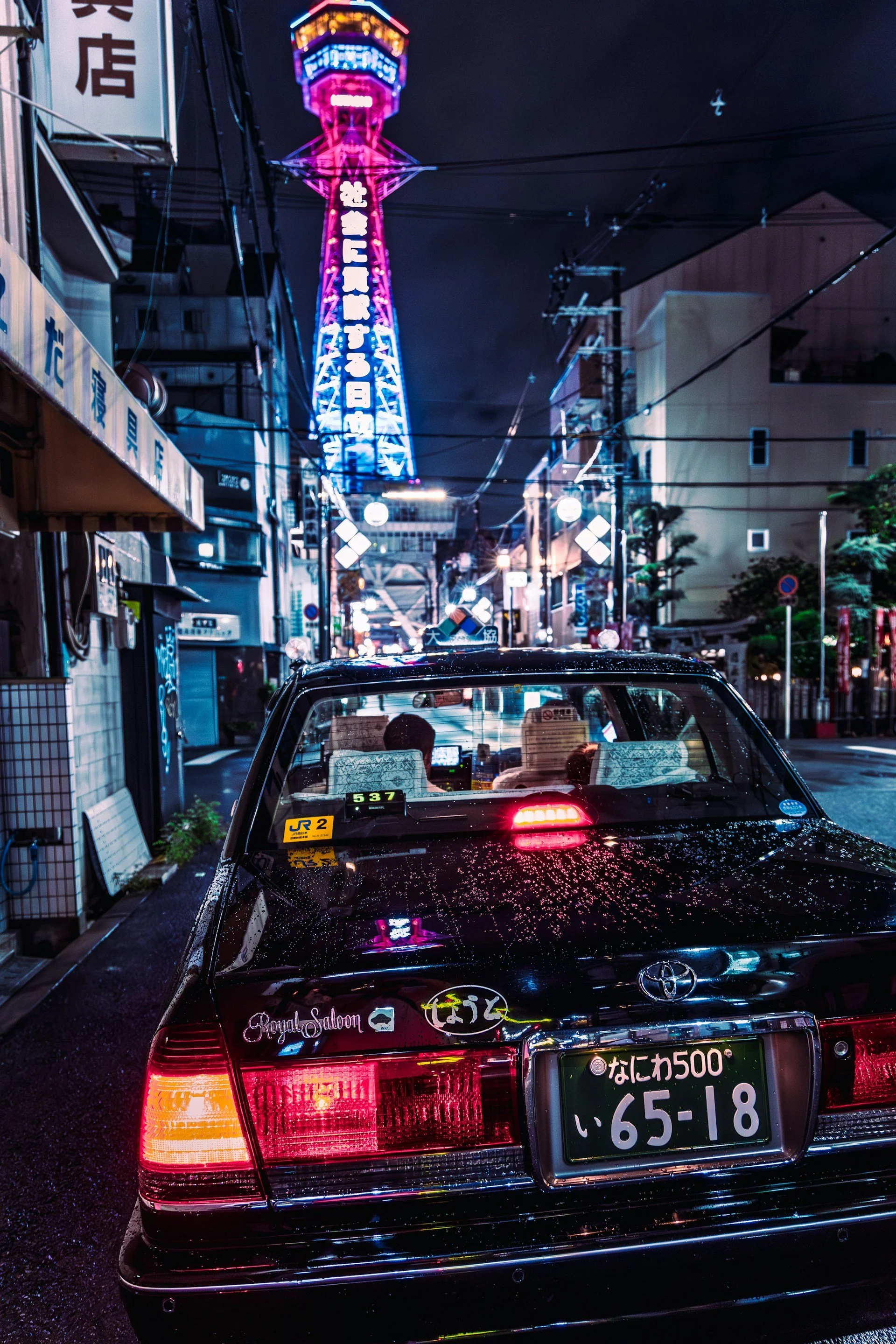 private-dark-tour-osaka-shinsekai-dark-side-3.jpg