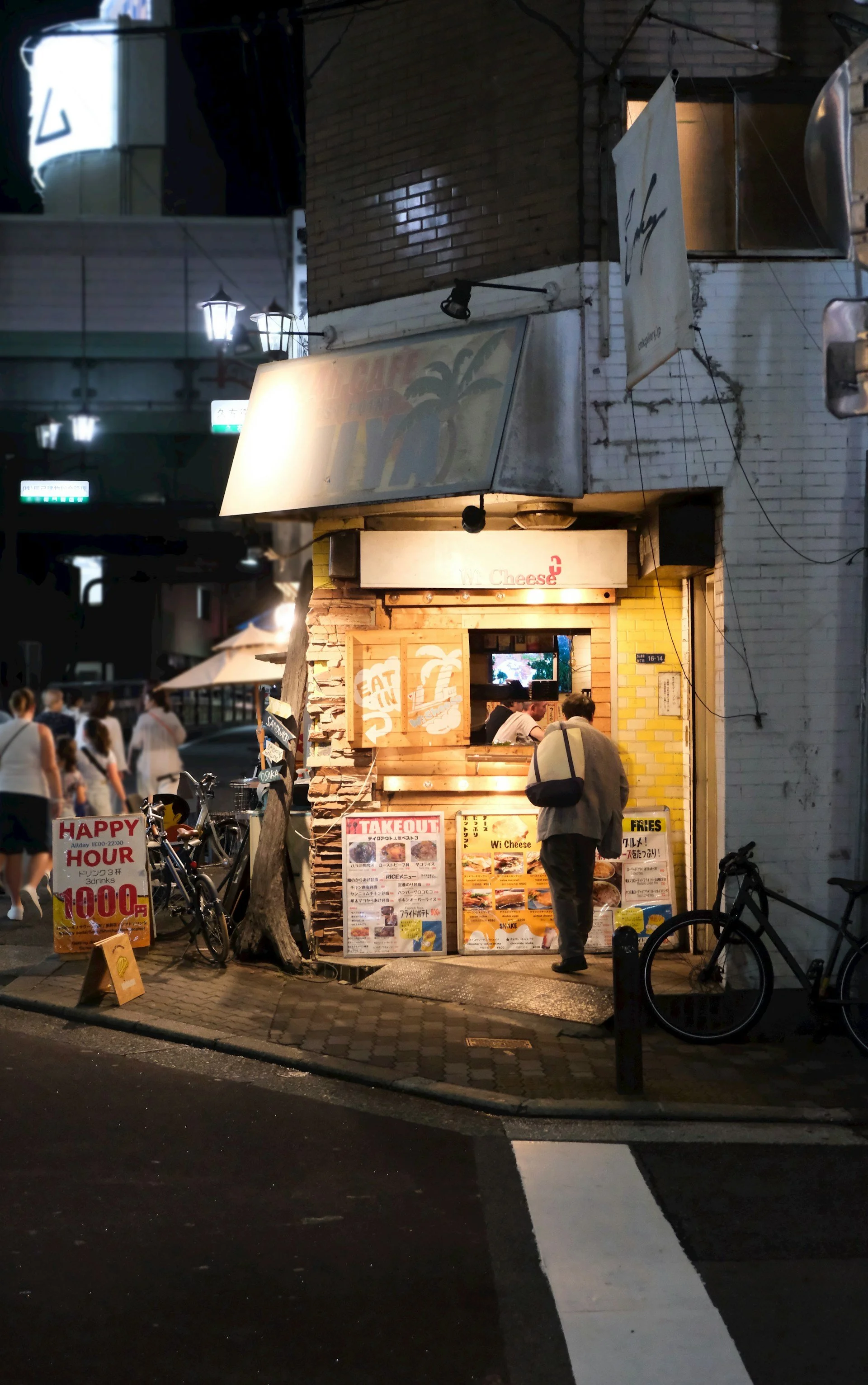 private-dark-tour-osaka-shinsekai-dark-side-4.jpg